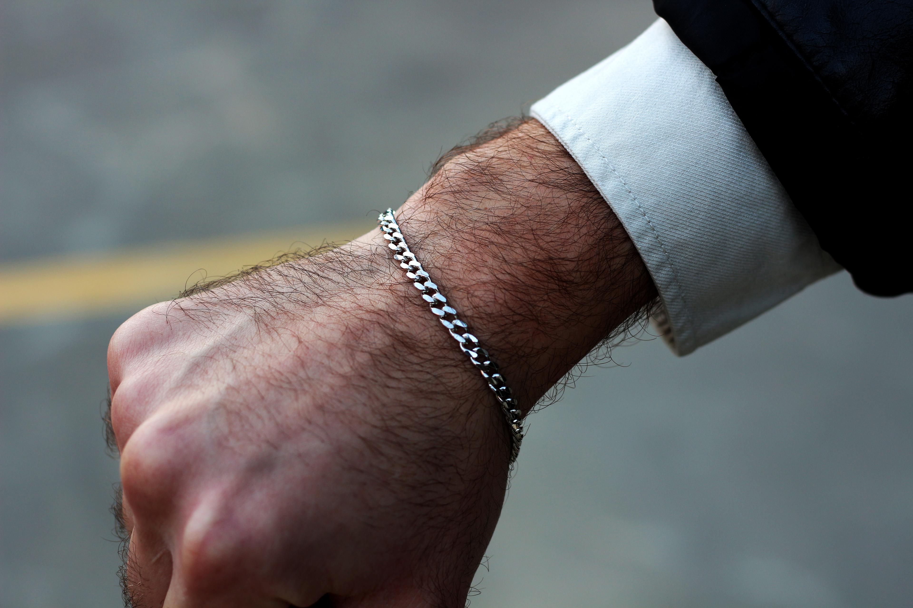 Curb Cuban Link Chain Bracelet in Sterling Silver