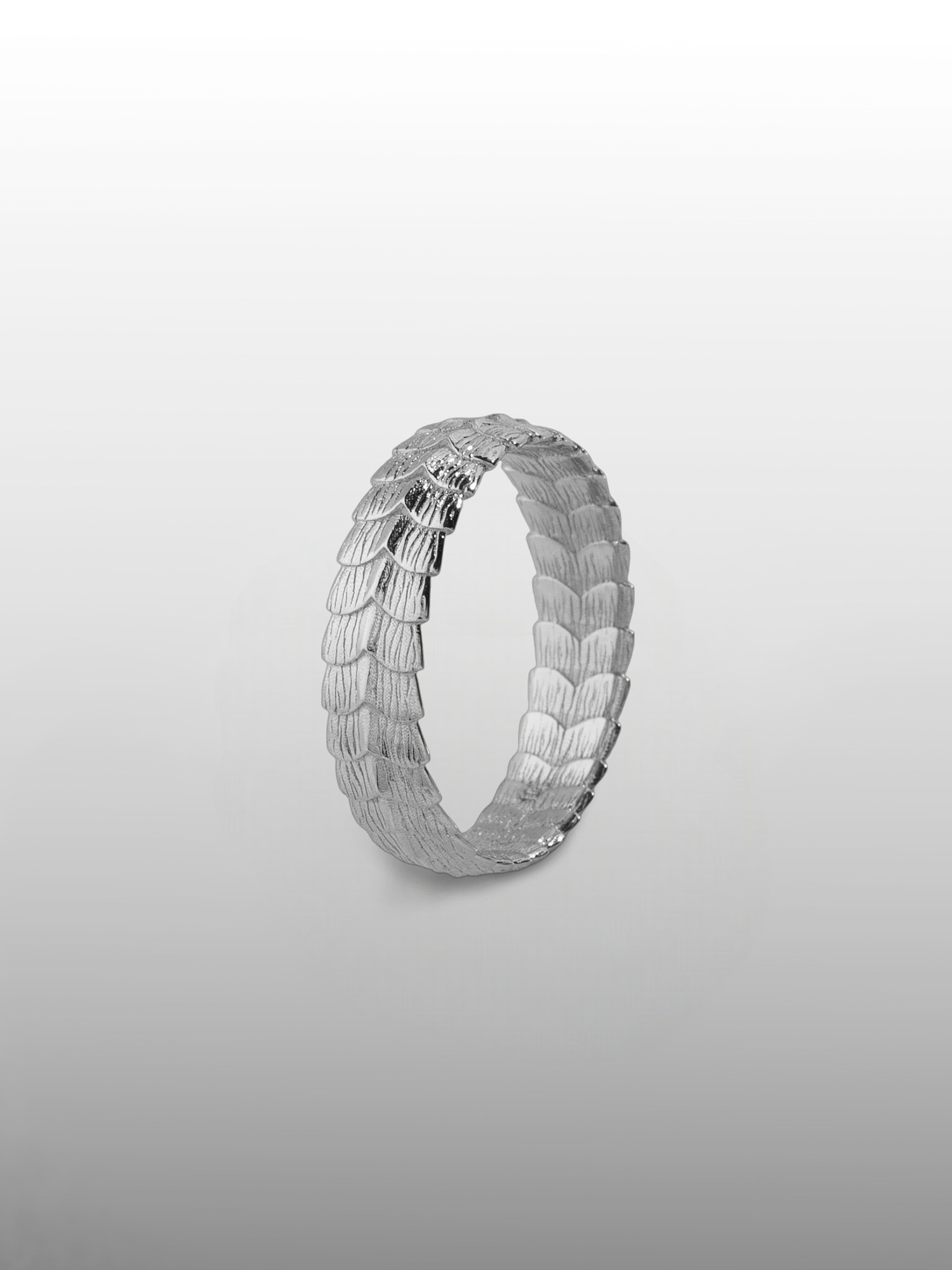 Dragon Skin Band Ring in Silver or Gold