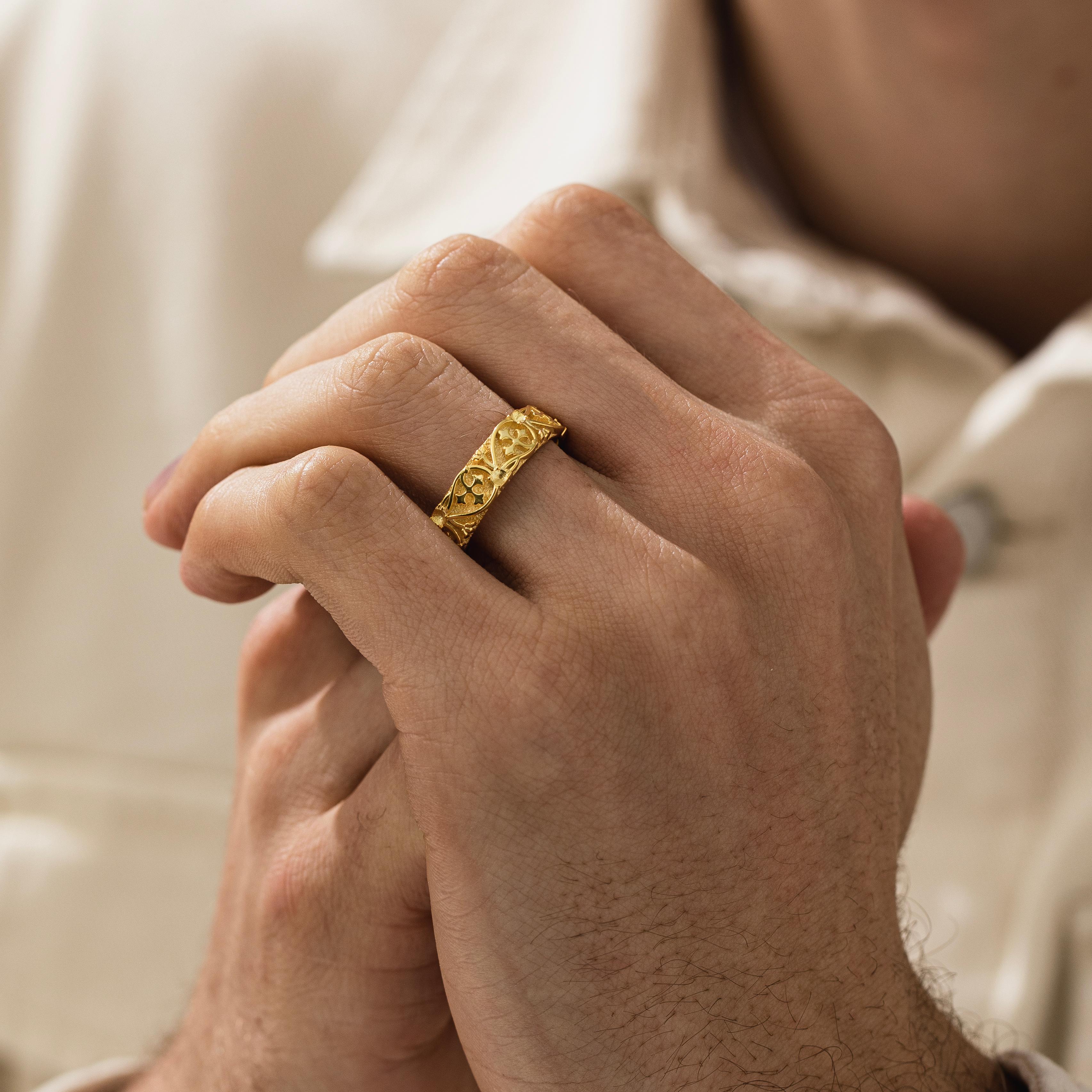 Cross Band Ring with Floral in Silver or Gold