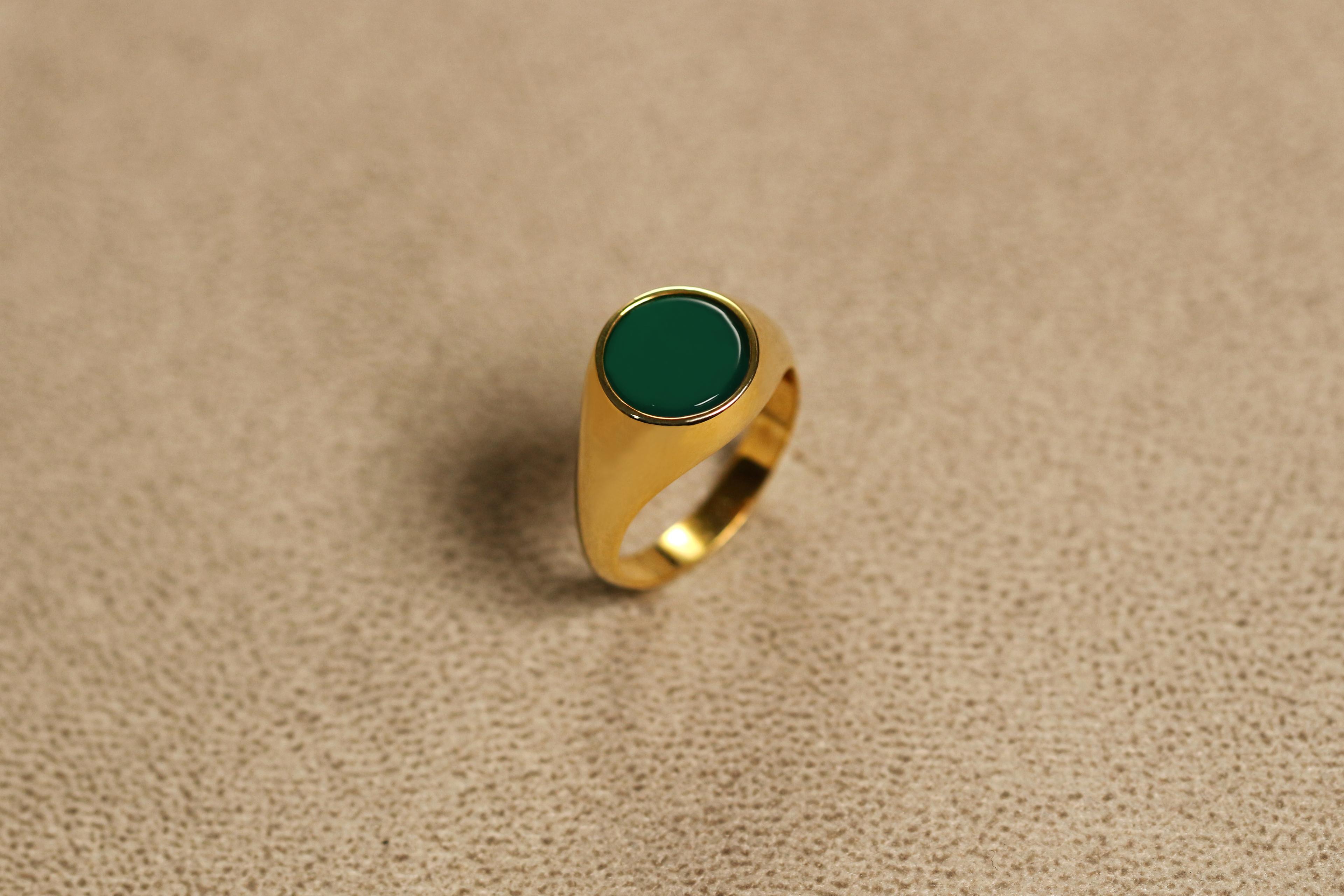 Round Gemstone Ring - Green Agate