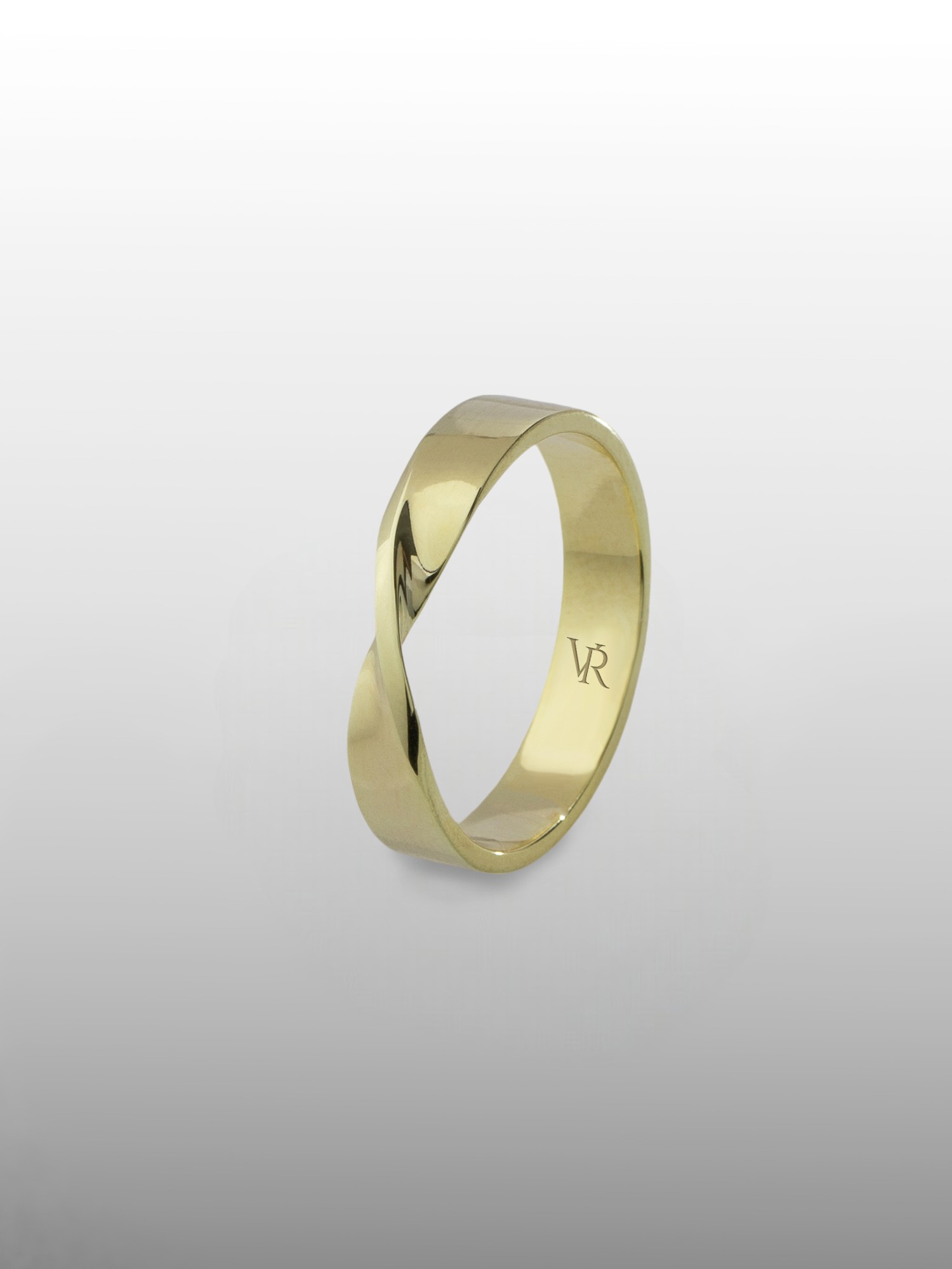 Mobius Band Ring