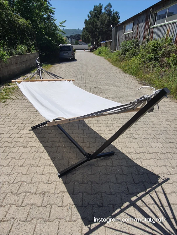 Metalgraf Demir Doğrama Ferforje ve Metal Tasarım & İmalat Atölyesi fotoğraf 4