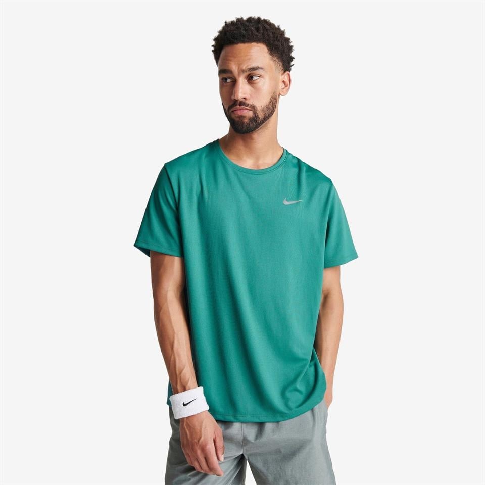 Nike M Dri-FIT UV Miler SS Erkek Koşu Tişörtü