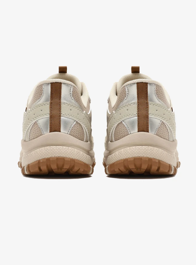 Skechers 180355-OFWT Hillcrest Kadın Outdoor Ayakkabı