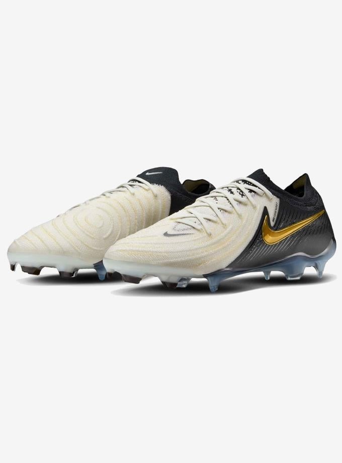 Nike Phantom Gx II Elite FG Erkek Çim Zemin Kramponu