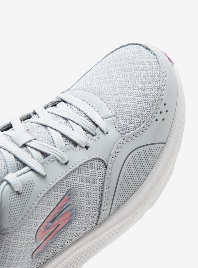 Skechers Go Run Elevate Kadın Günlük Ayakkabı