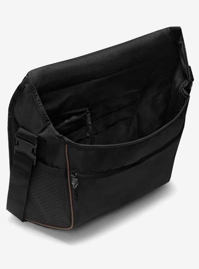 Nike Sportswear Essentials Messenger Bag (15L) Postacı Çantası