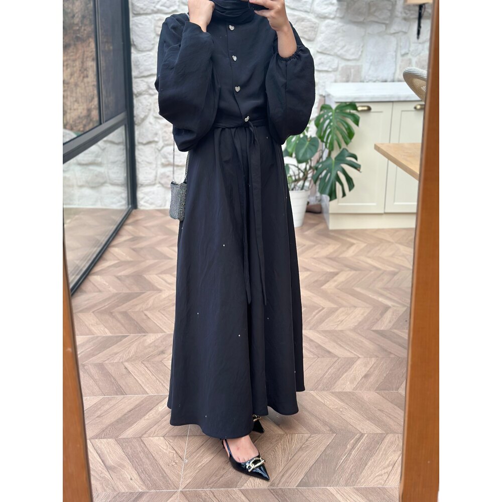 Eteği Taş Detaylı Siyah Takım 