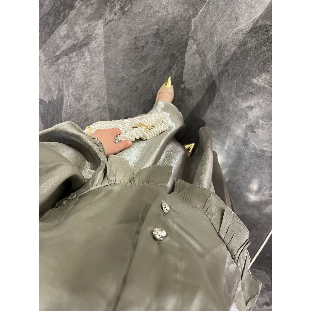 Parlak Saten Etekli Takım