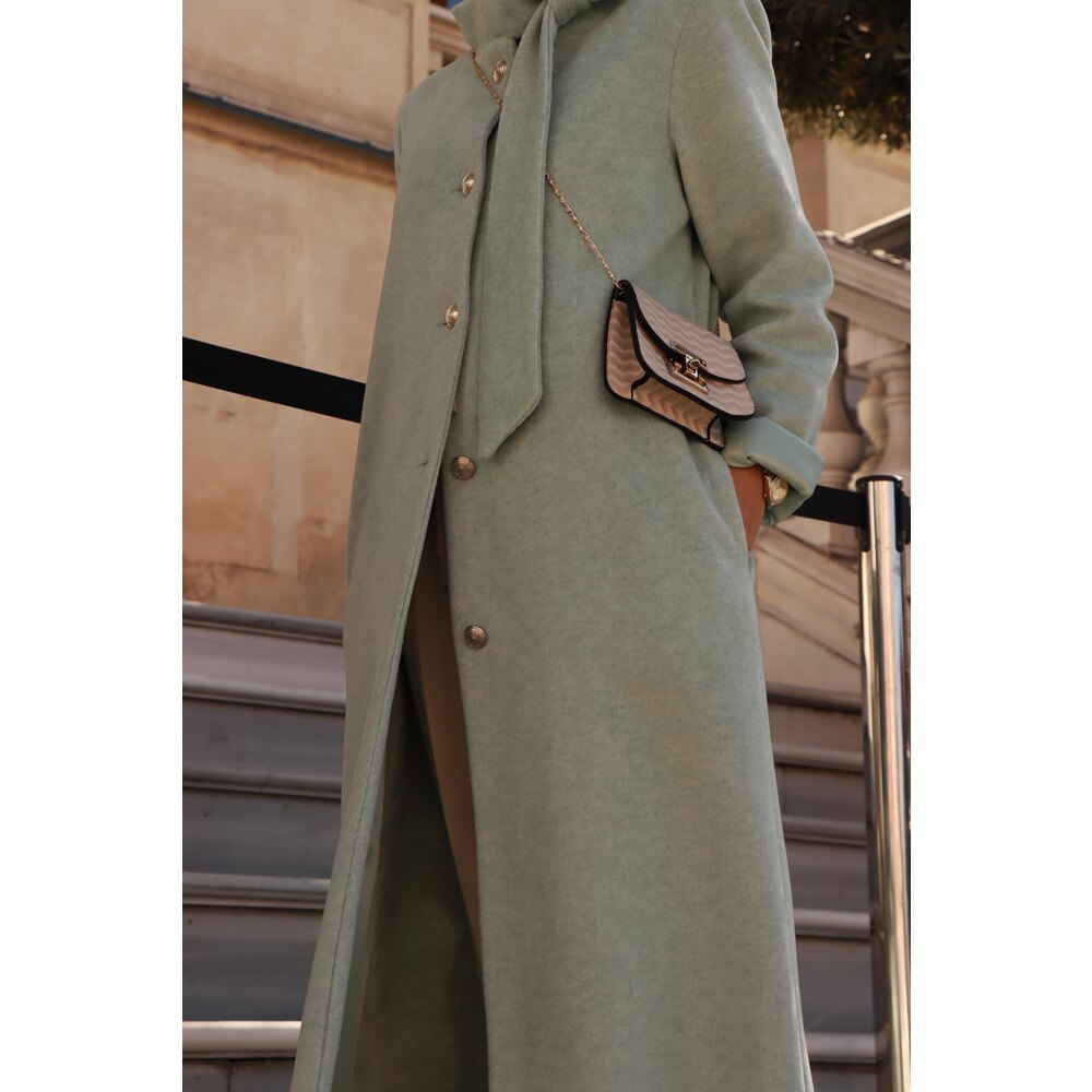 Mint Yeşili Kaban Yaka Detaylı