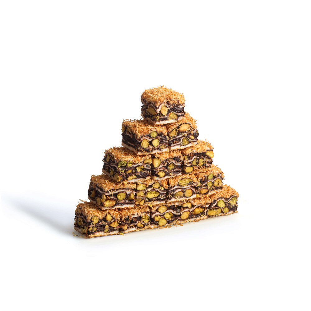 Turkish Delight Baklava Lokum with pistachios and Kadayif