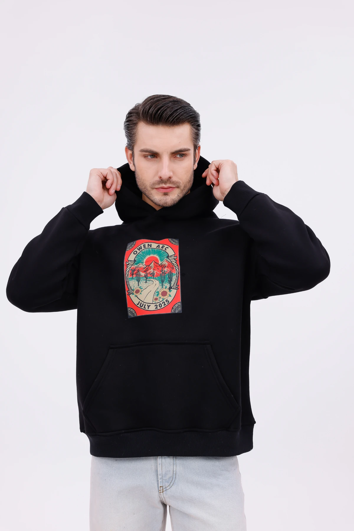 KAPÜŞONLU SWEATSHIRT