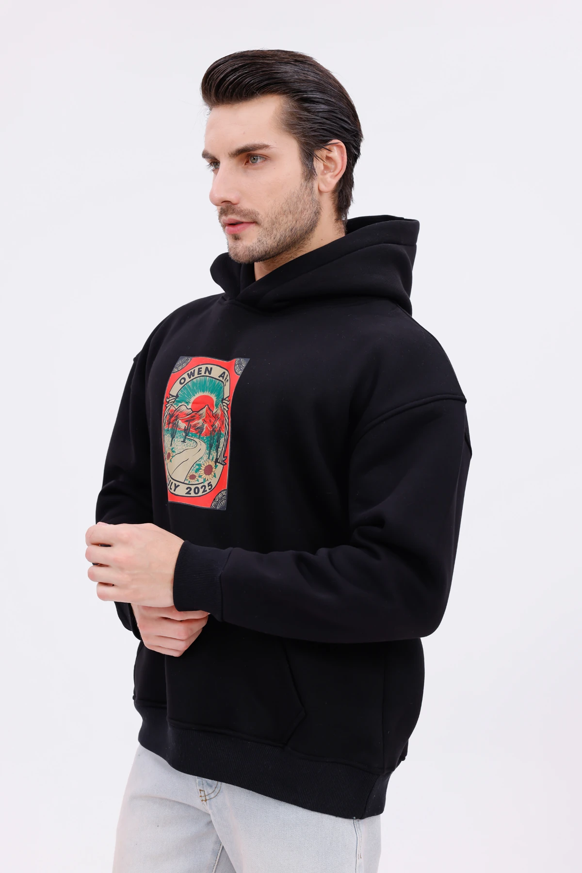 KAPÜŞONLU SWEATSHIRT