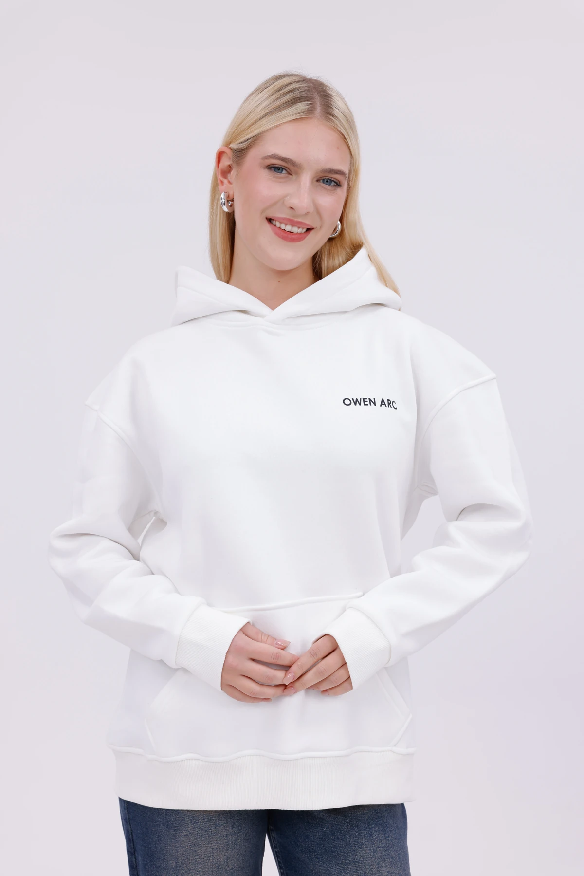 KAPÜŞONLU SWEATSHIRT