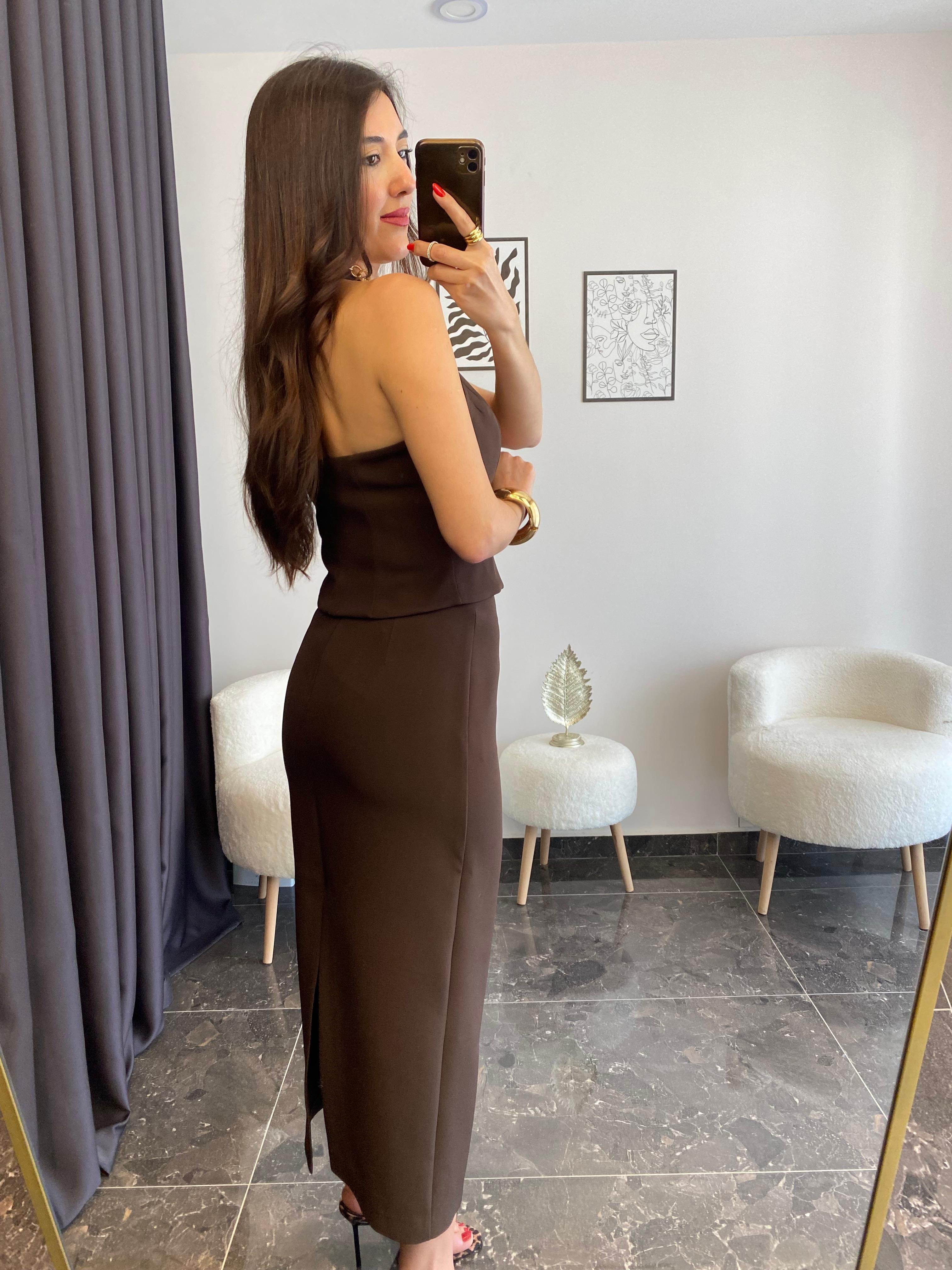 Halter Yaka Yırtmaç Detaylı Acı Kahve Etek Bluz Takımı