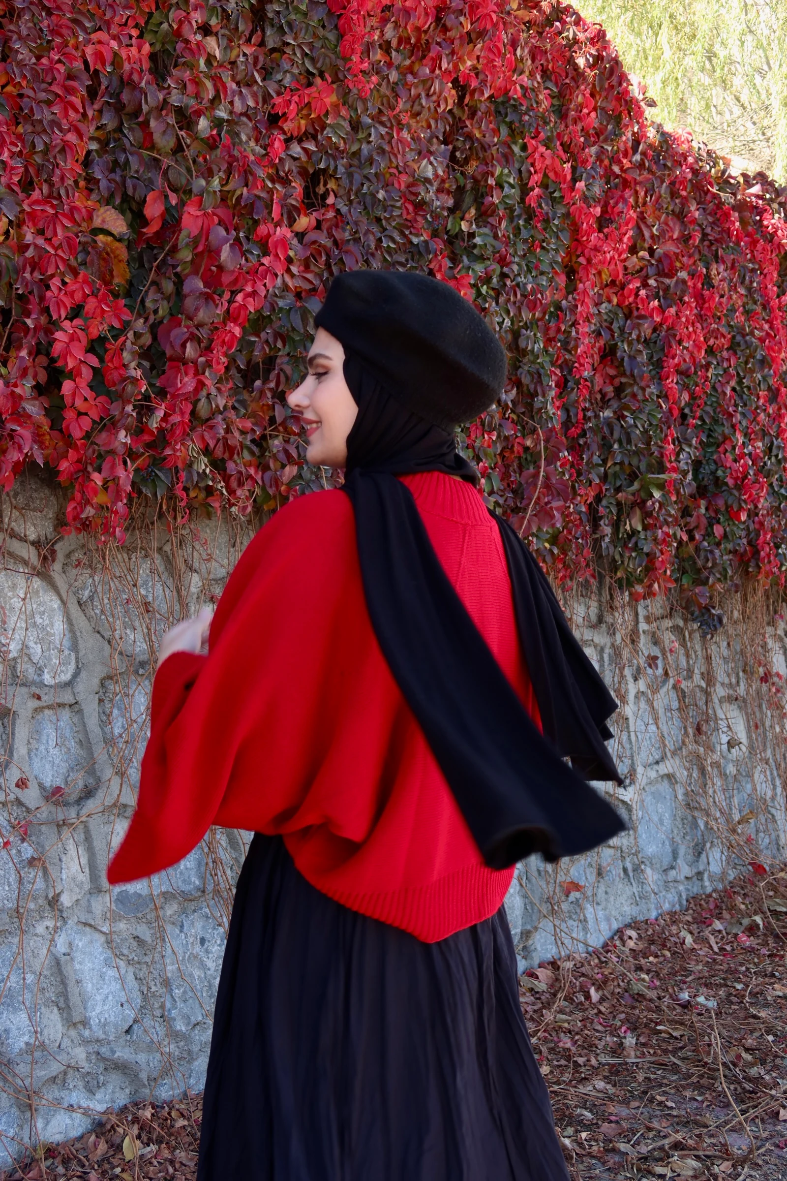 Tanya Kazak - KIRMIZI