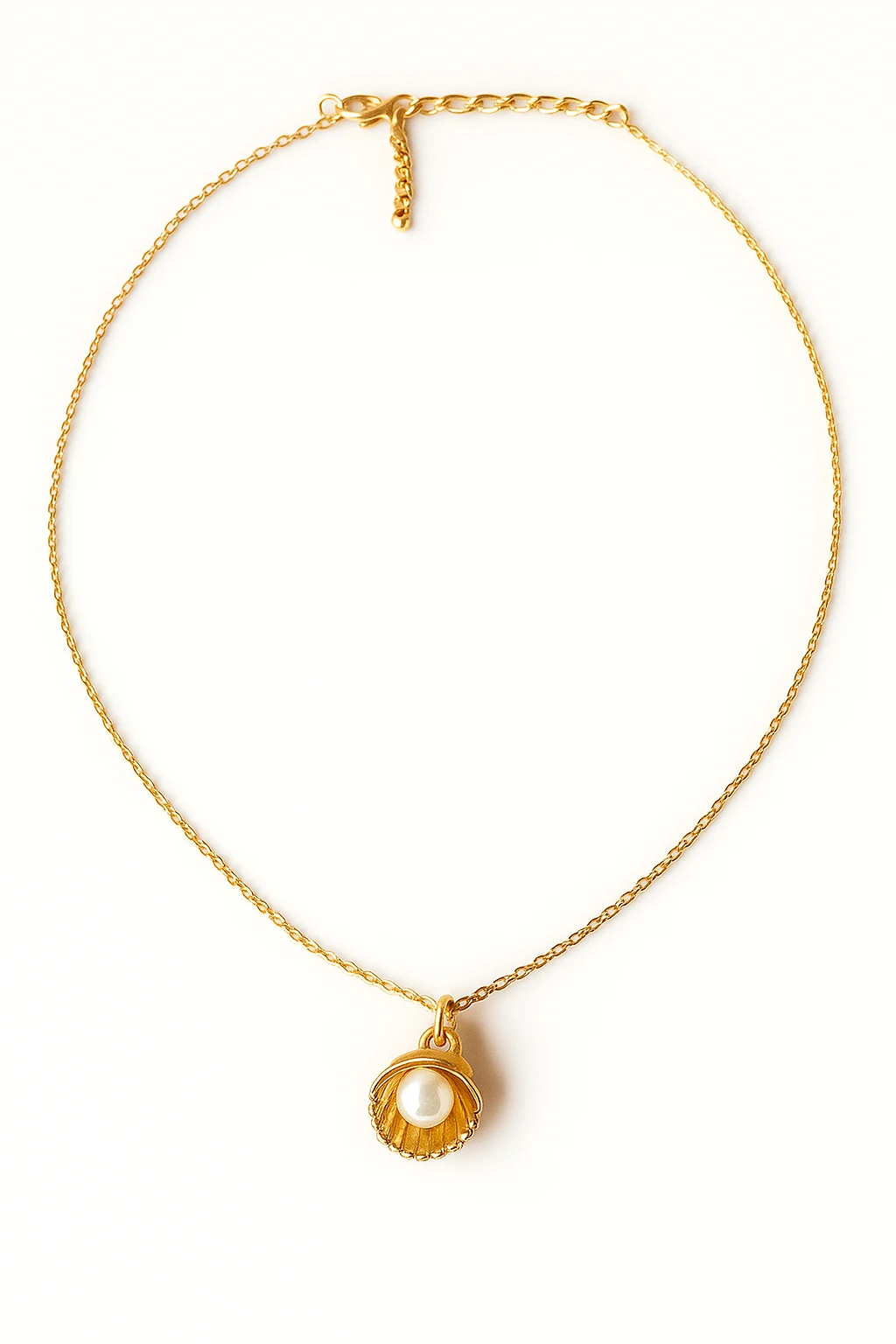 İnci Detaylı İstiridye Kolye