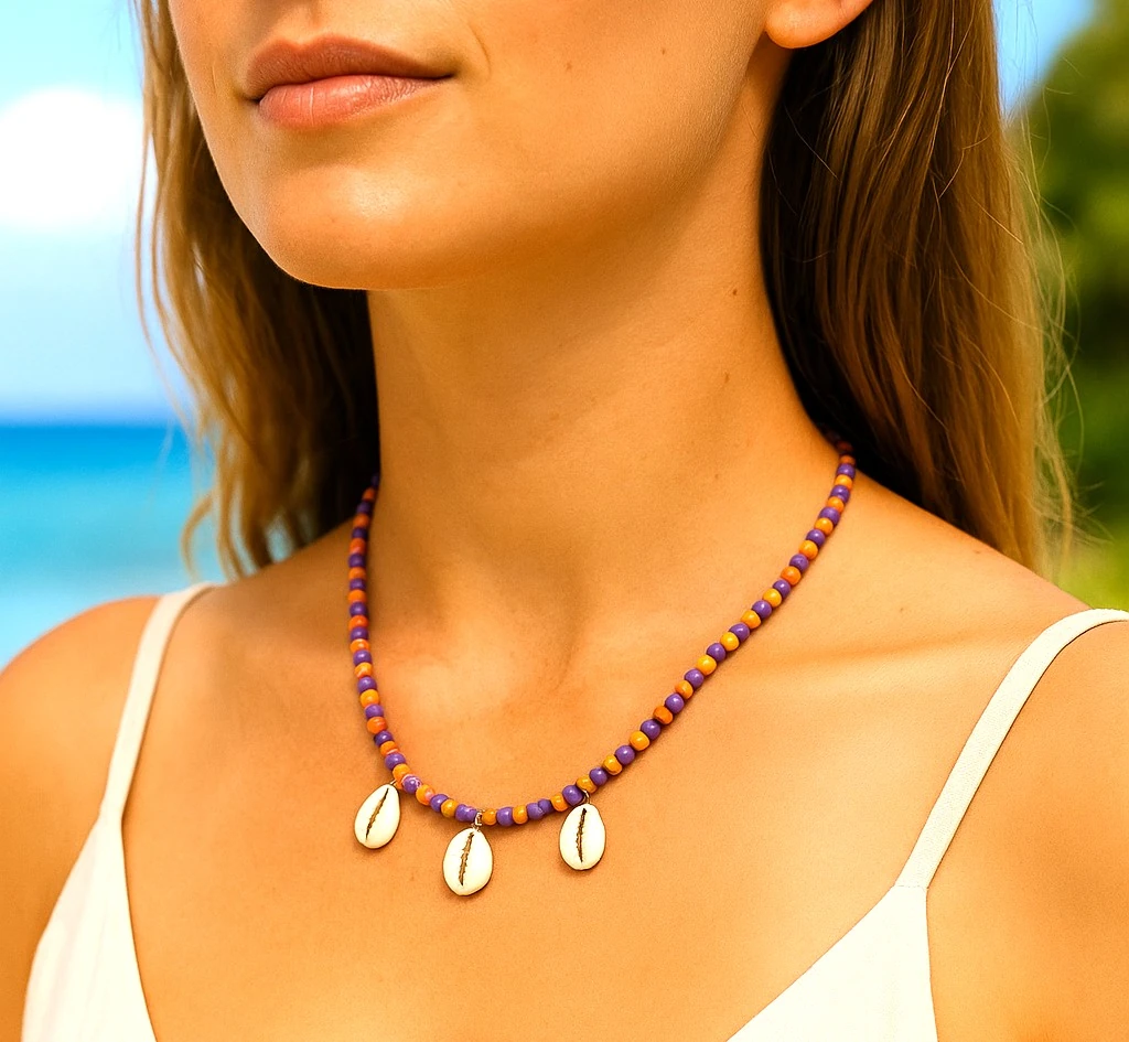 Bohem Shell – Mor & Turuncu Boncuklu Deniz Kabuğu Kolye