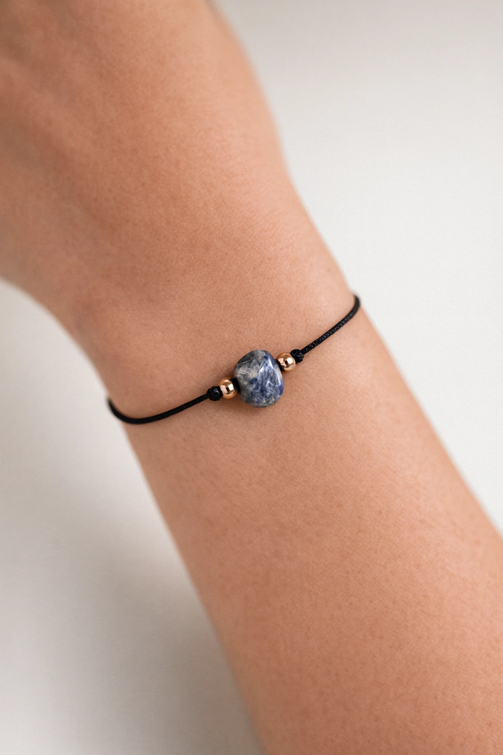 Akrep Burcu Doğal Taş Bileklik – Obsidyen, Lapis Lazuli, Akuamarin, Ametist Enerji Kombinasyonu