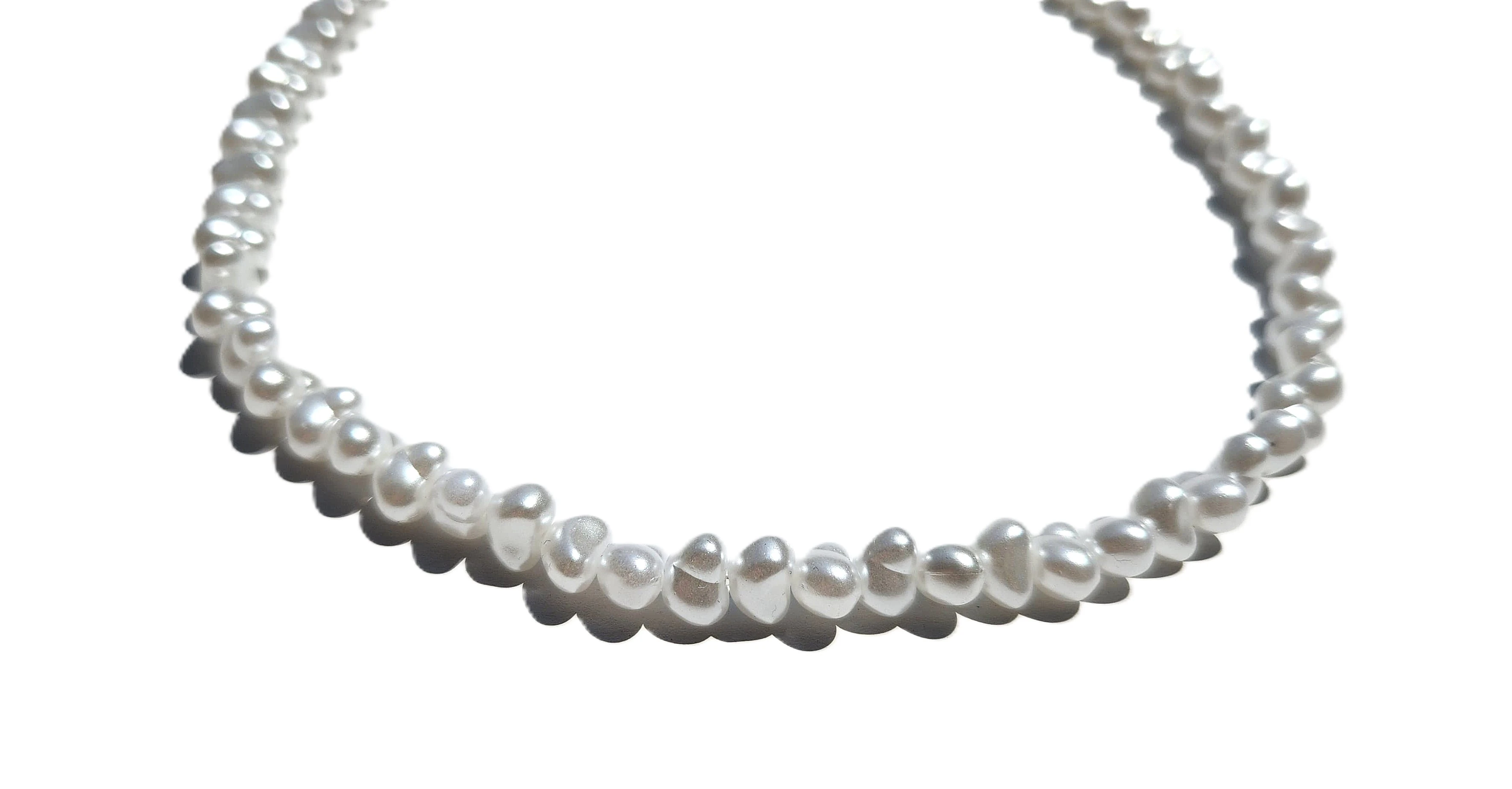 Barok Zarafet – Beyaz Barok İnci Görünümlü Kolye