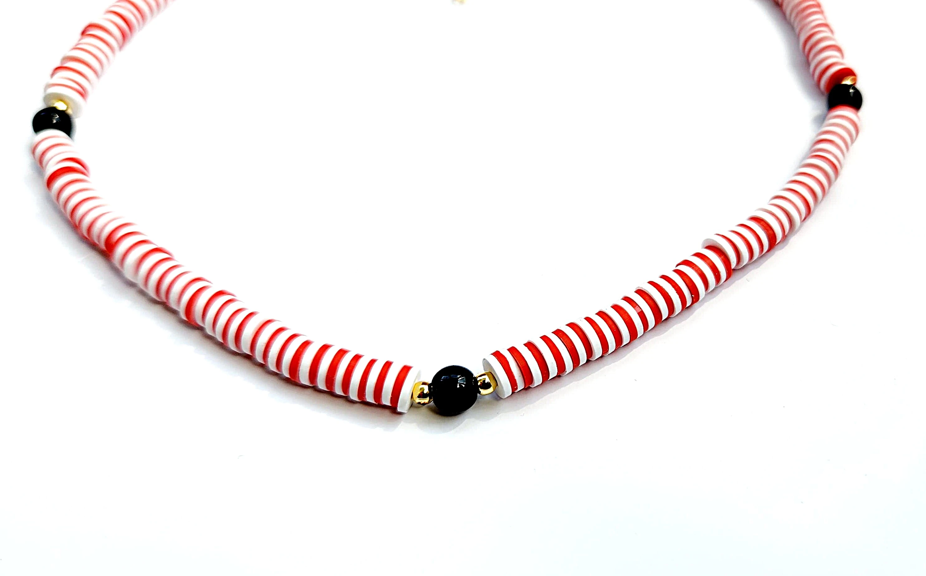 Candy Stripe – Kırmızı Beyaz Çizgili El Yapımı Kolye