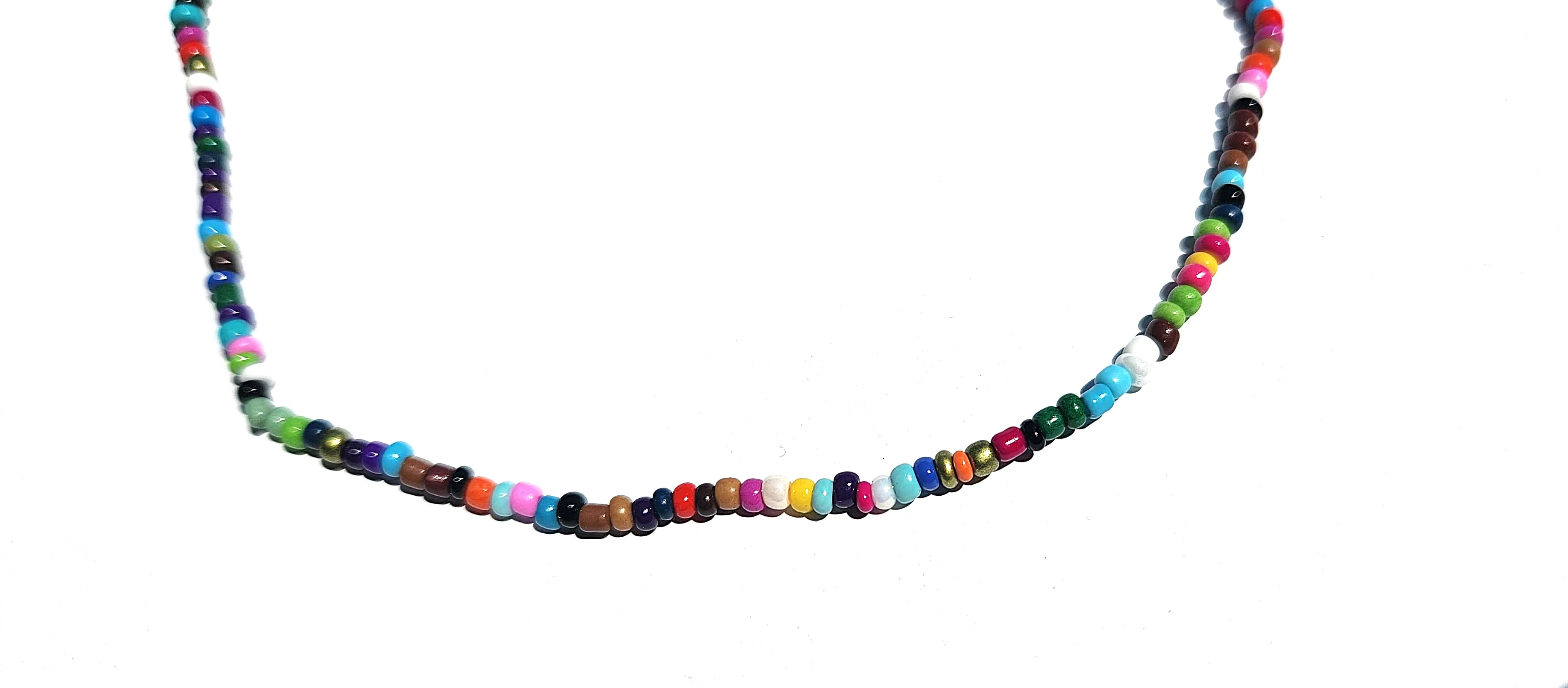 ColorPop – Renkli Cam Boncuklu El Yapımı Kısa Kolye