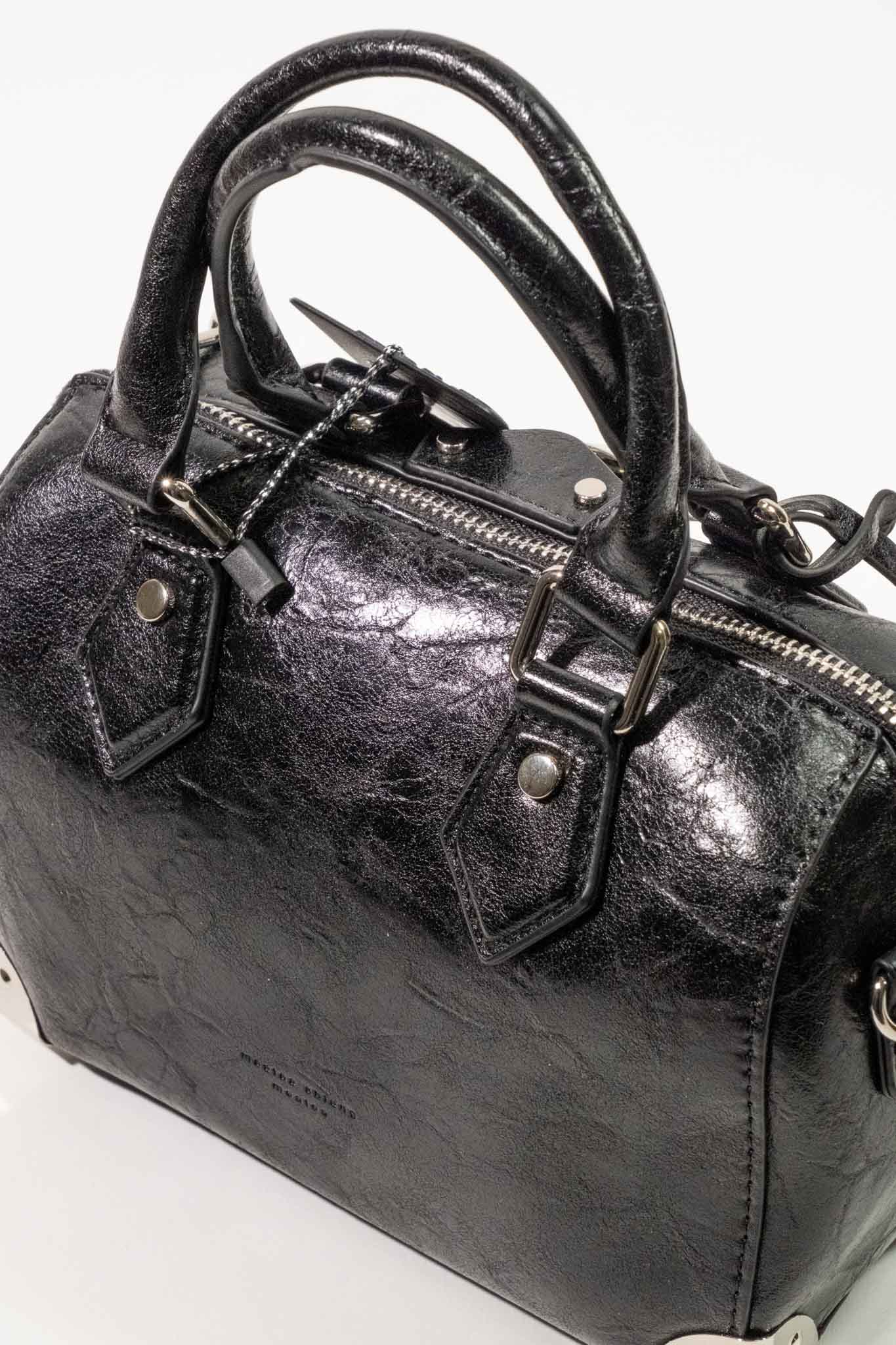 Multi Charm Siyah Omuz Çanta