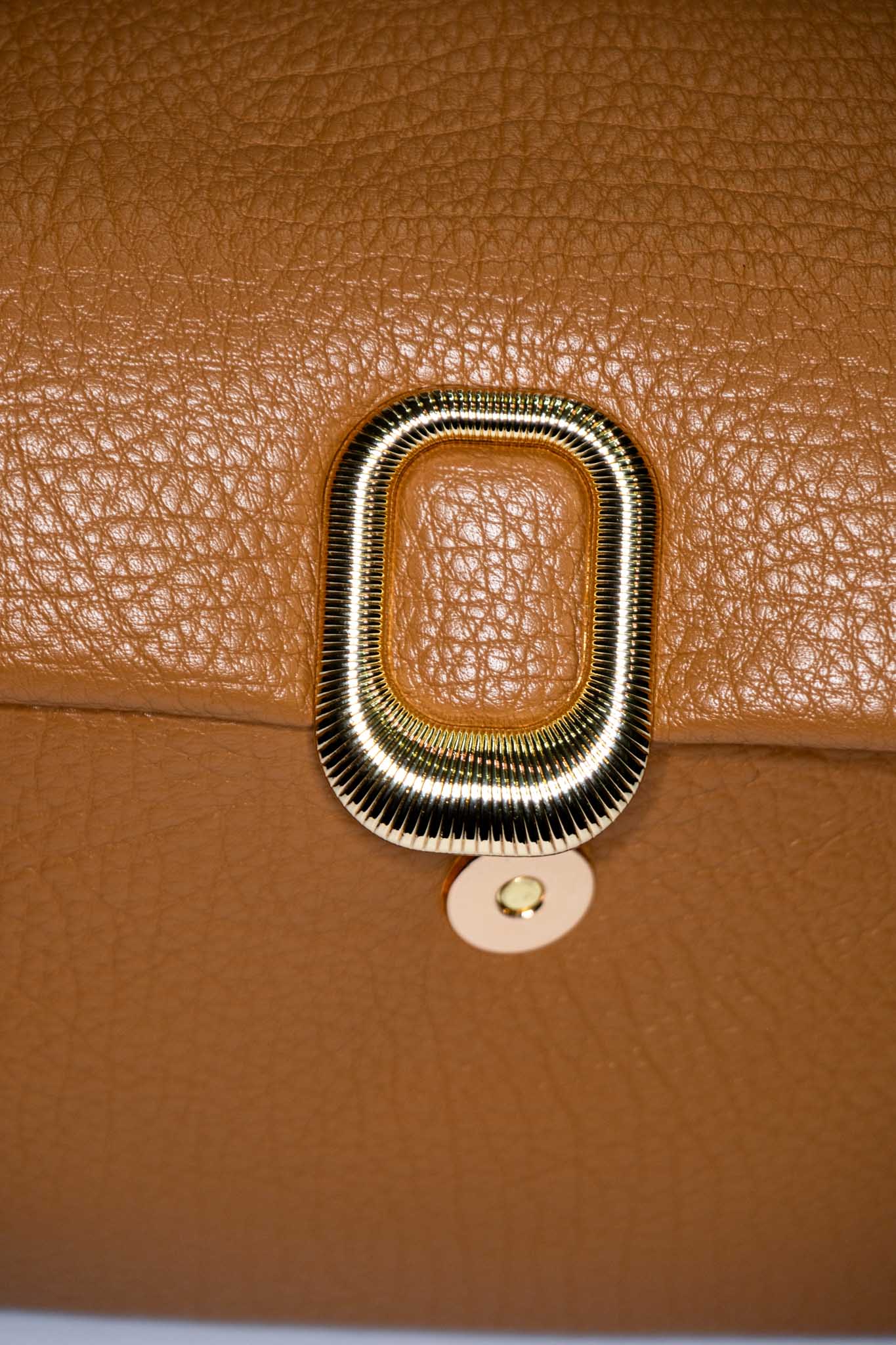 Çift Saplı Askılı Çanta