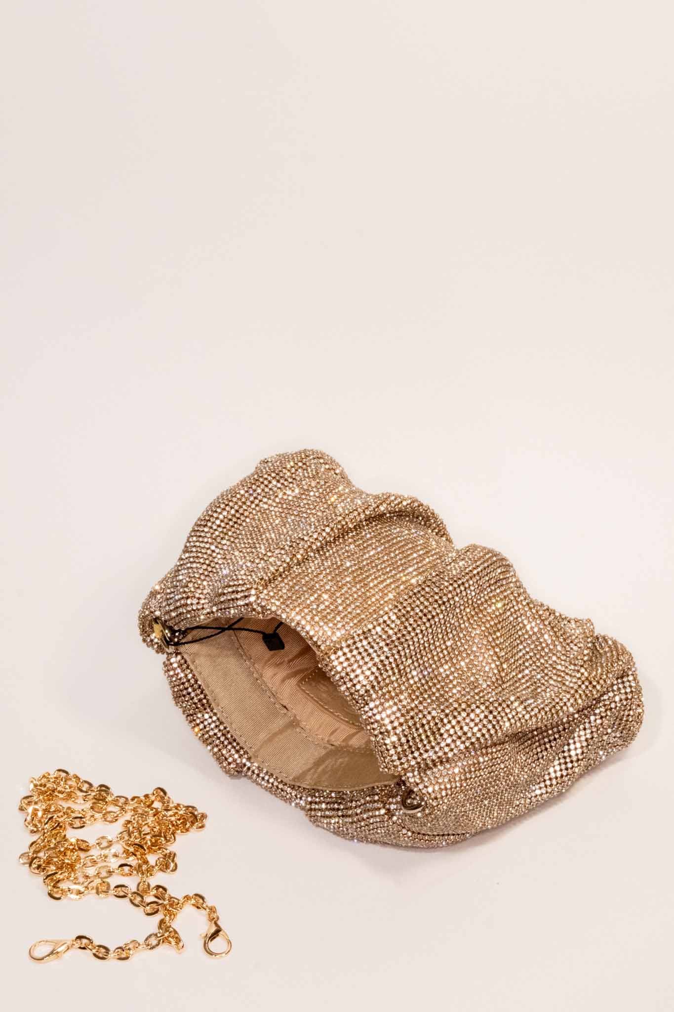 Boncuklu Clutch Çanta