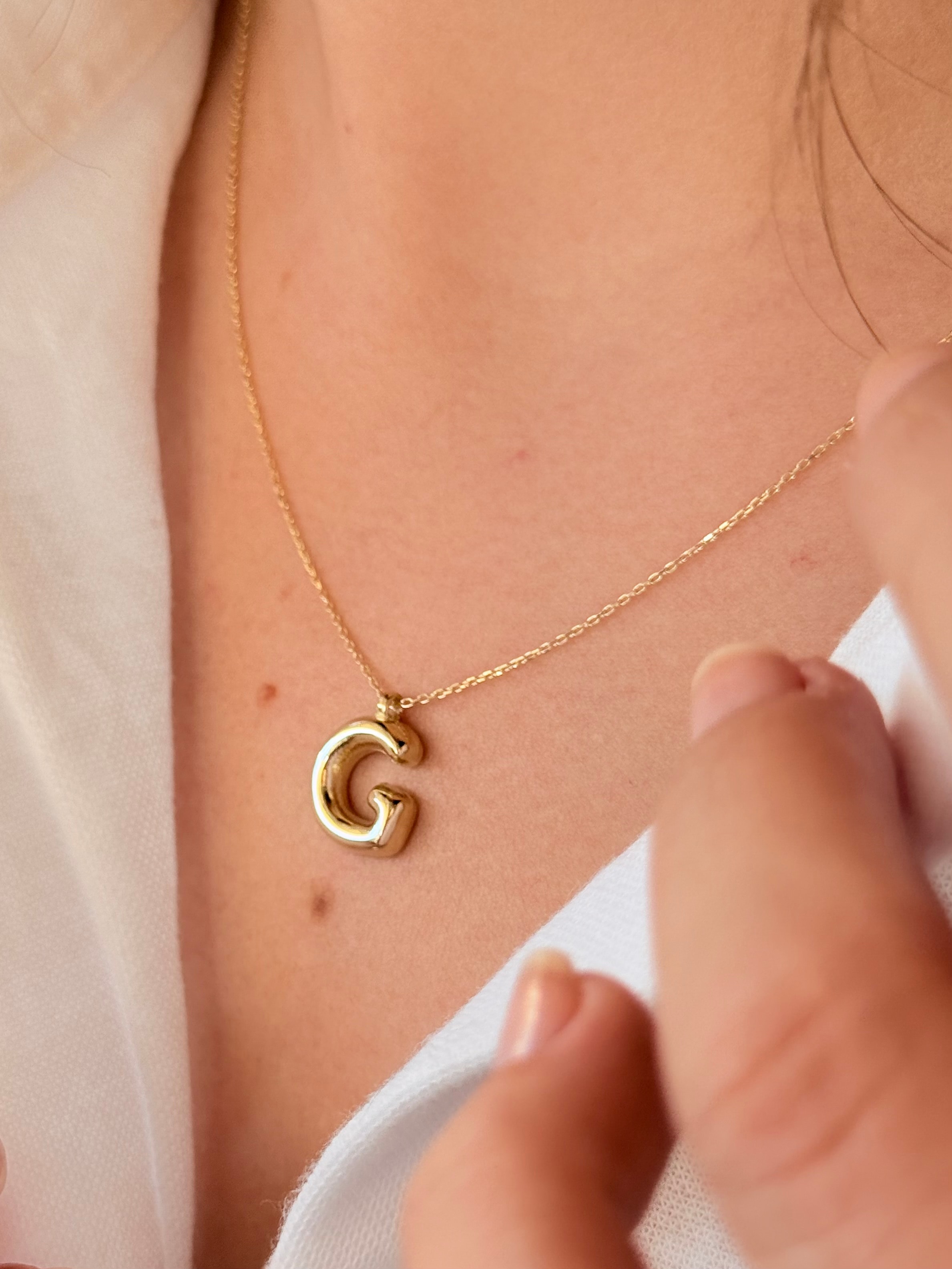 "G" Balon Harf Altın Kolye