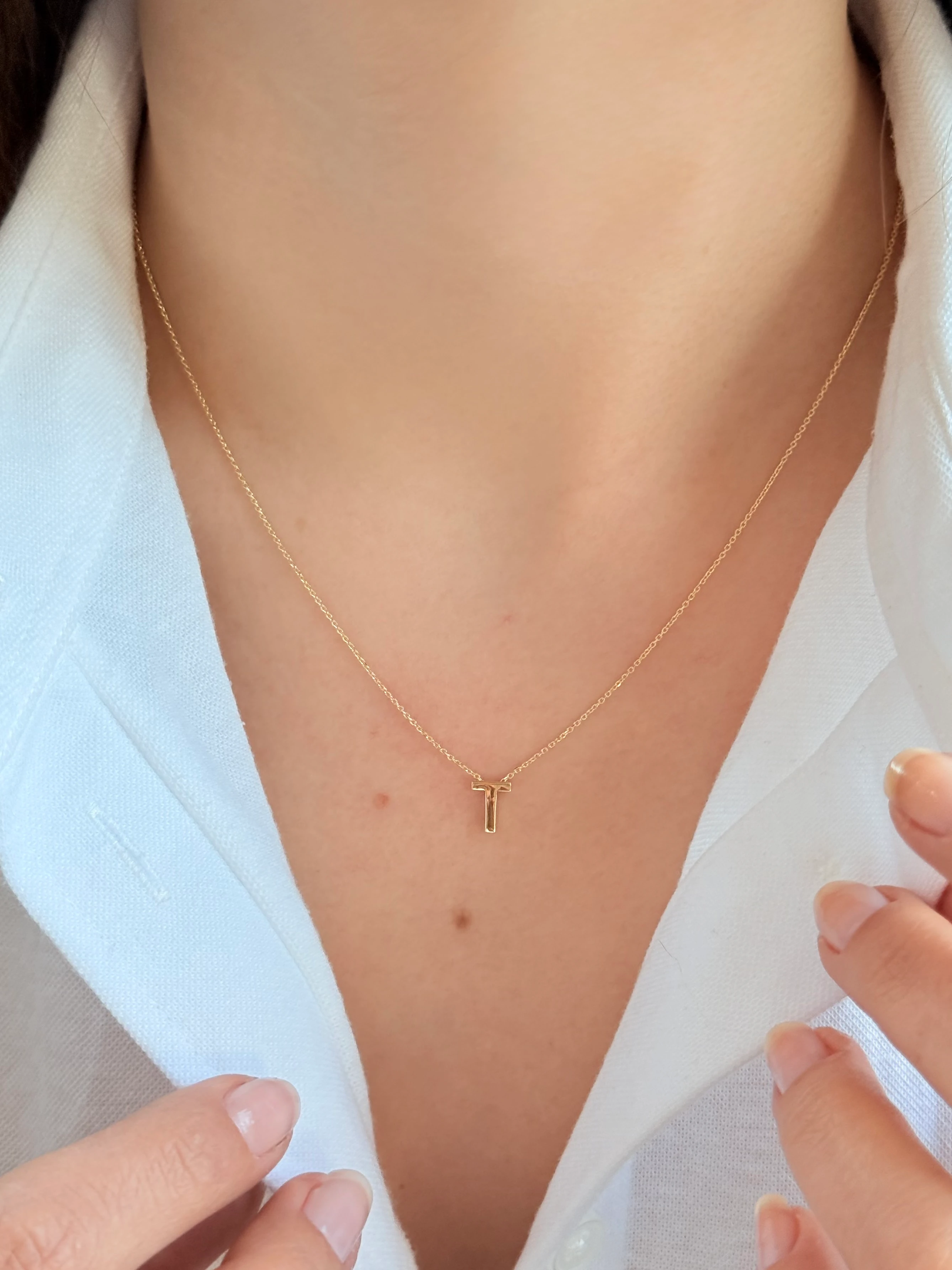 "T" Minimal Harfli Altın Kolye