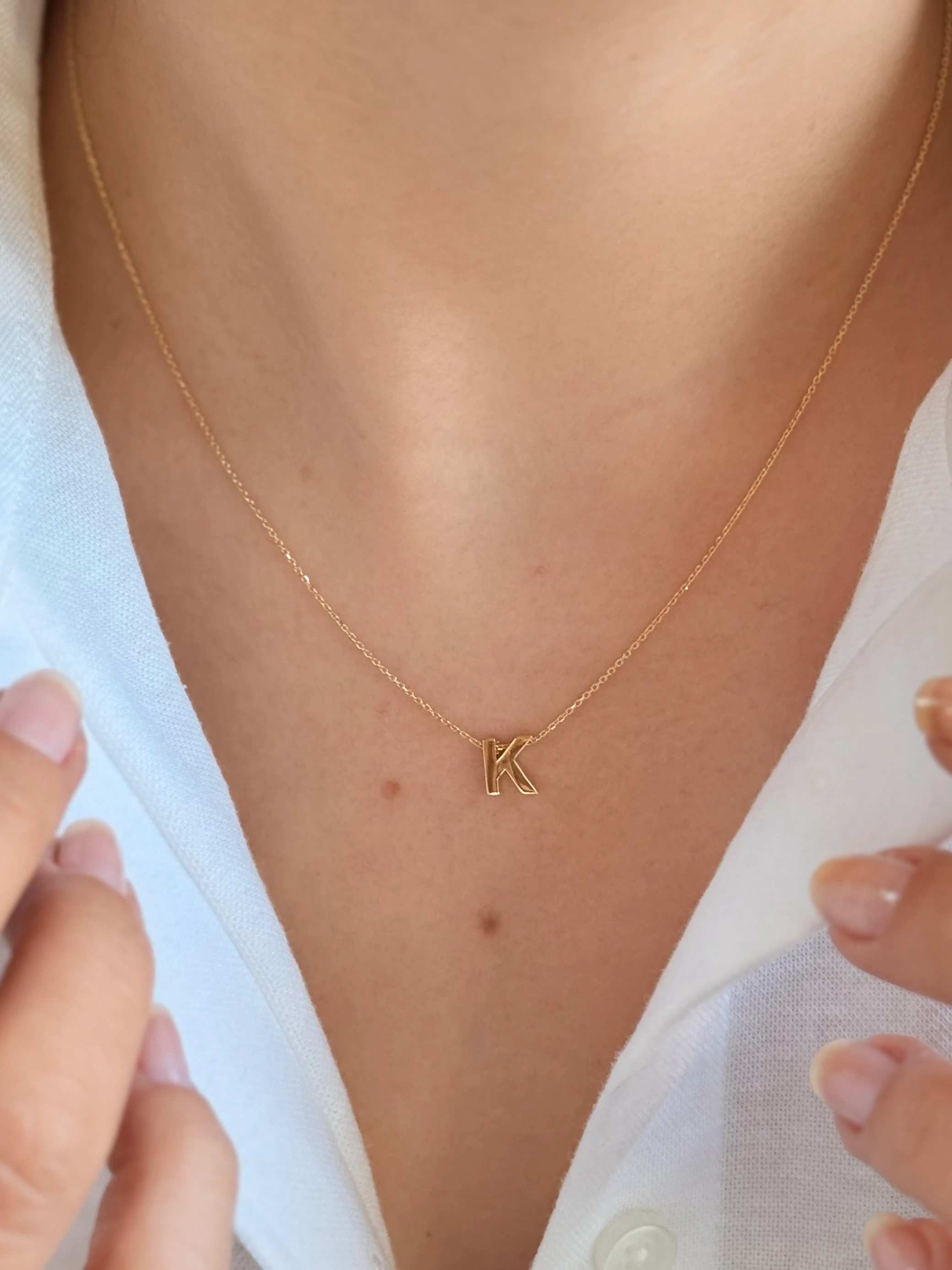 "K" Minimal Harfli Altın Kolye