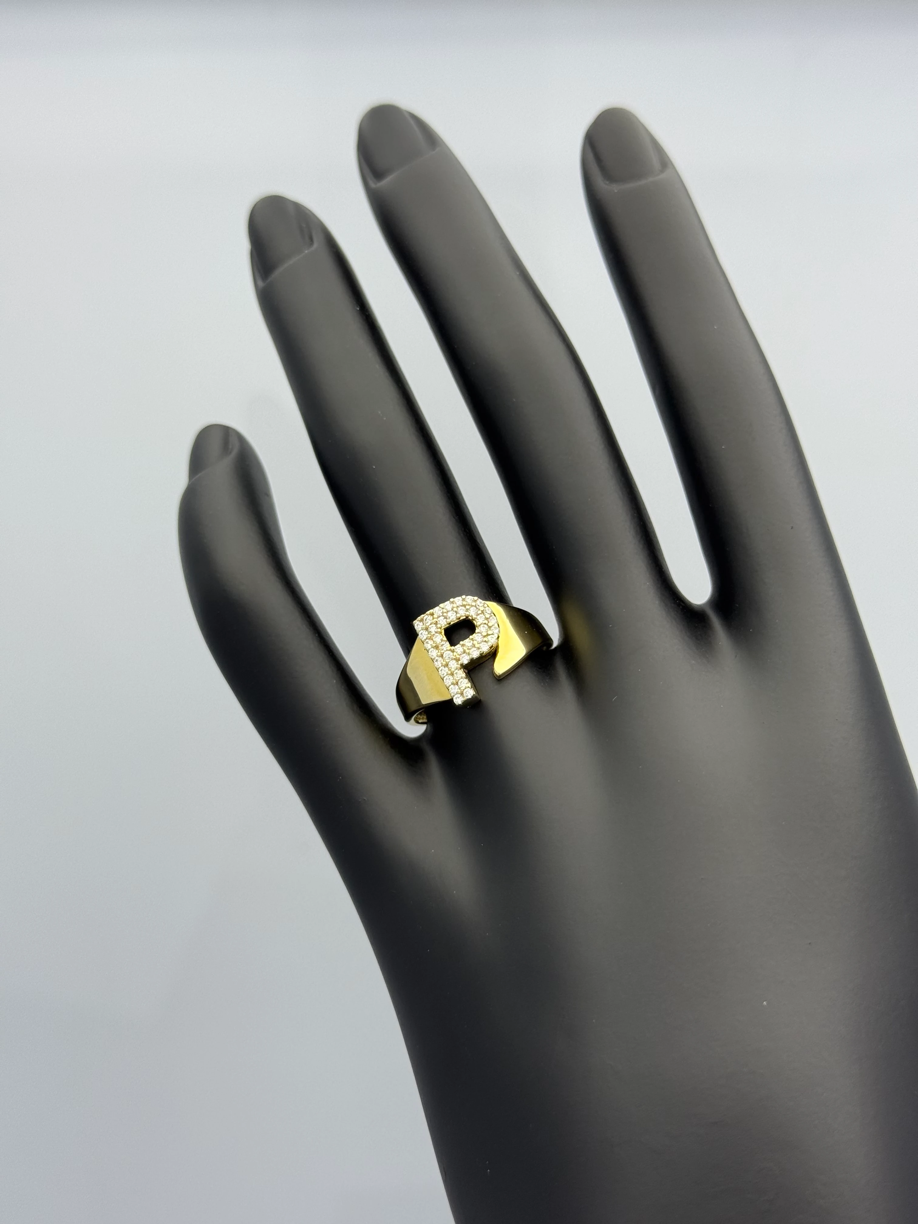 Swarovski Taşlı Harf Altın Yüzük - P (2.22 Gram)