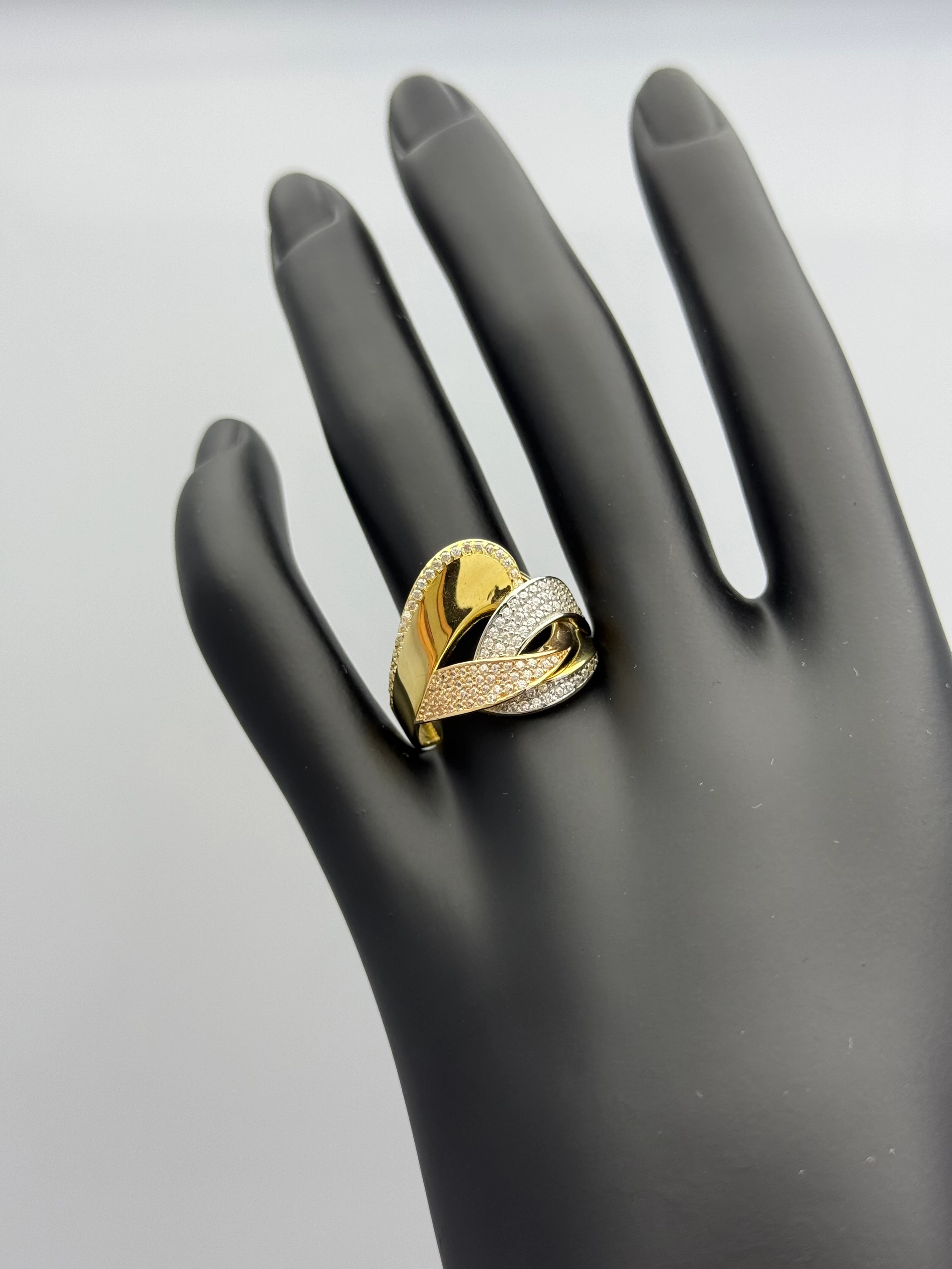 Odessa Altın Yüzük