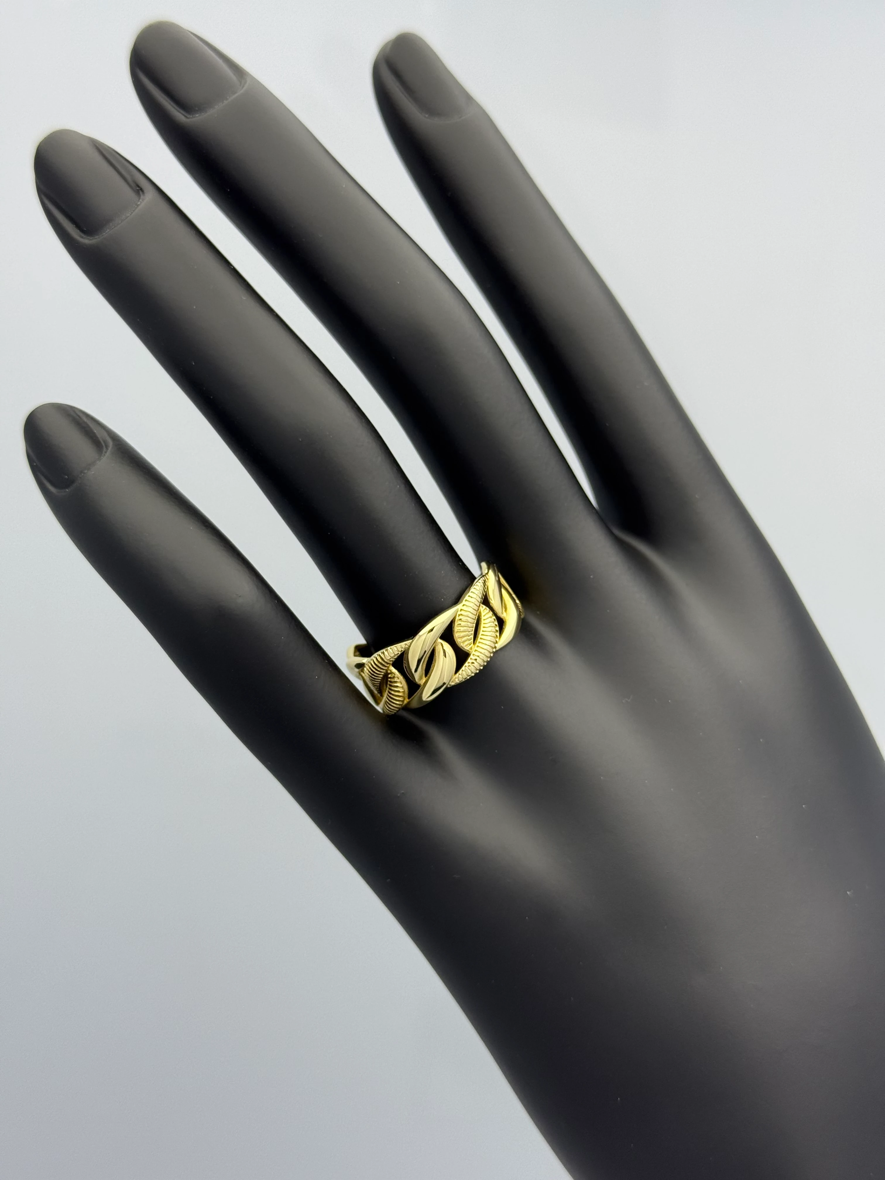 Senna Altın Yüzük