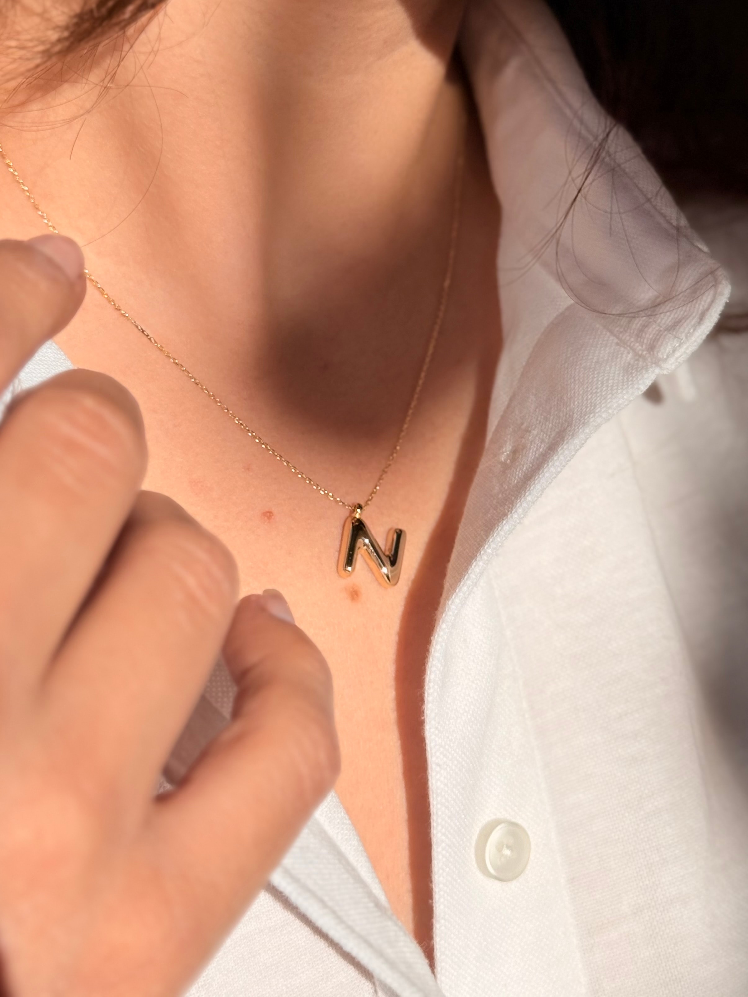 "N" Balon Harf Altın Kolye