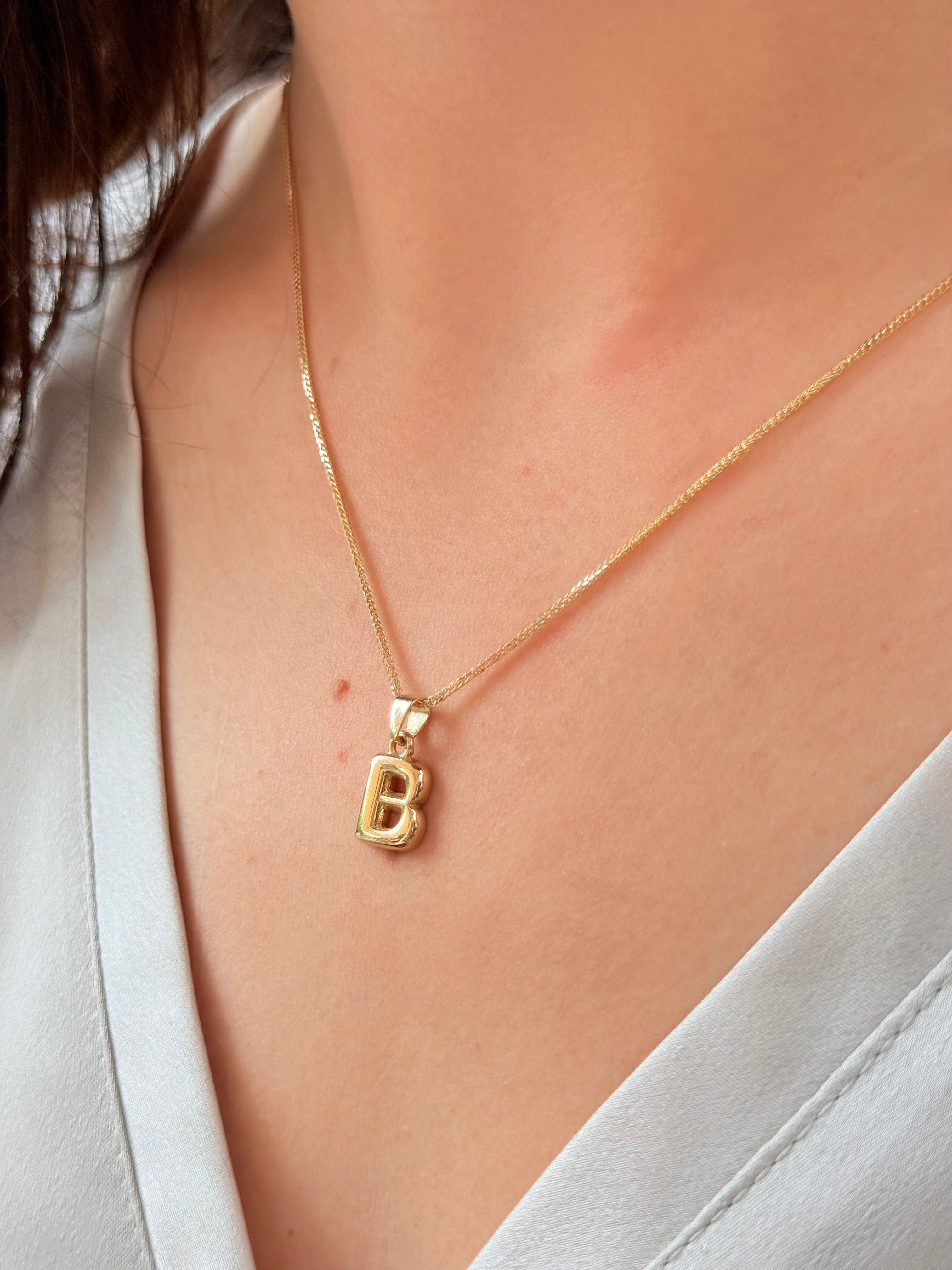 "B" Balon Harf Altın Kolye Ucu