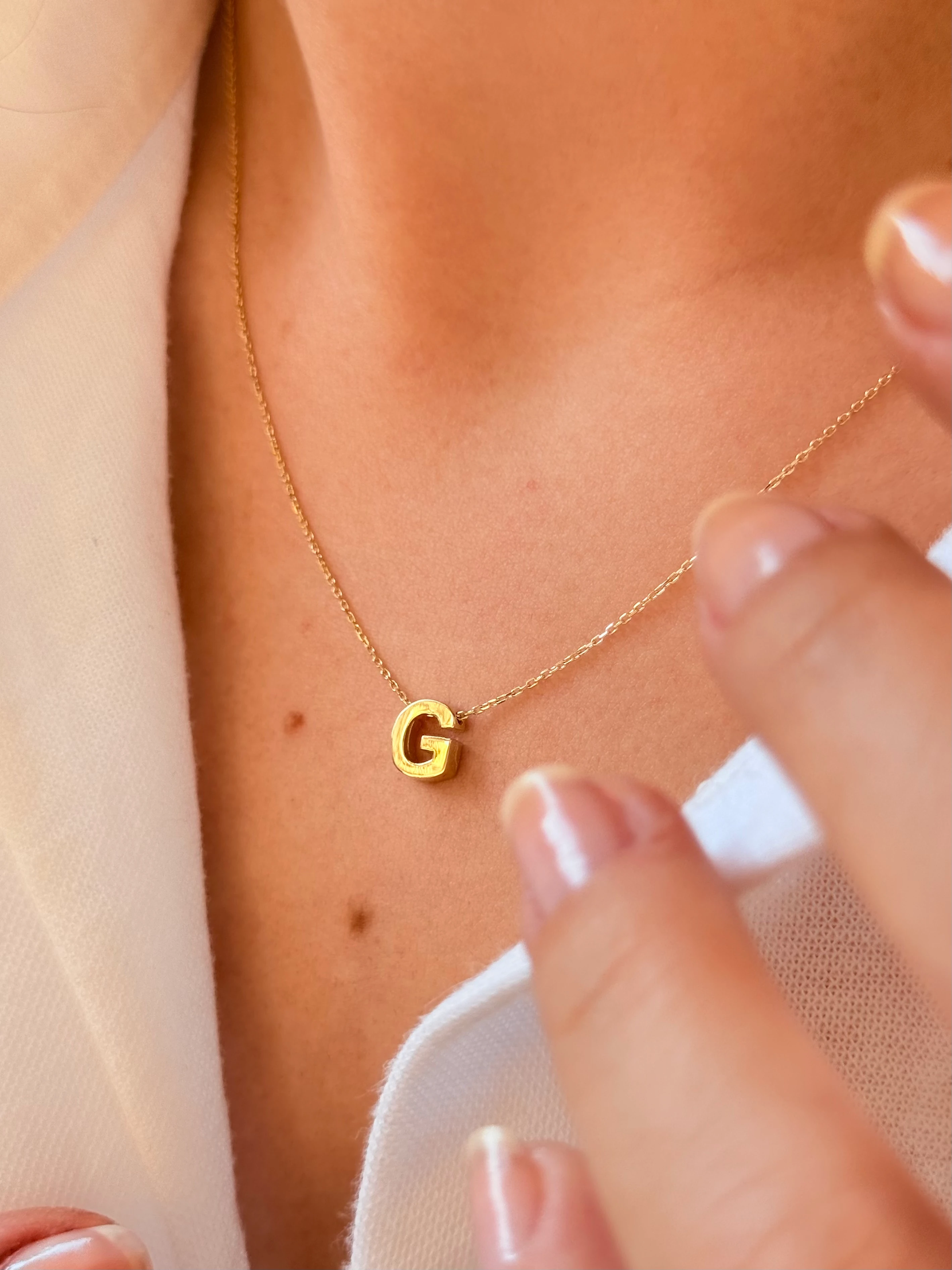 "G" Minimal Harfli Altın Kolye
