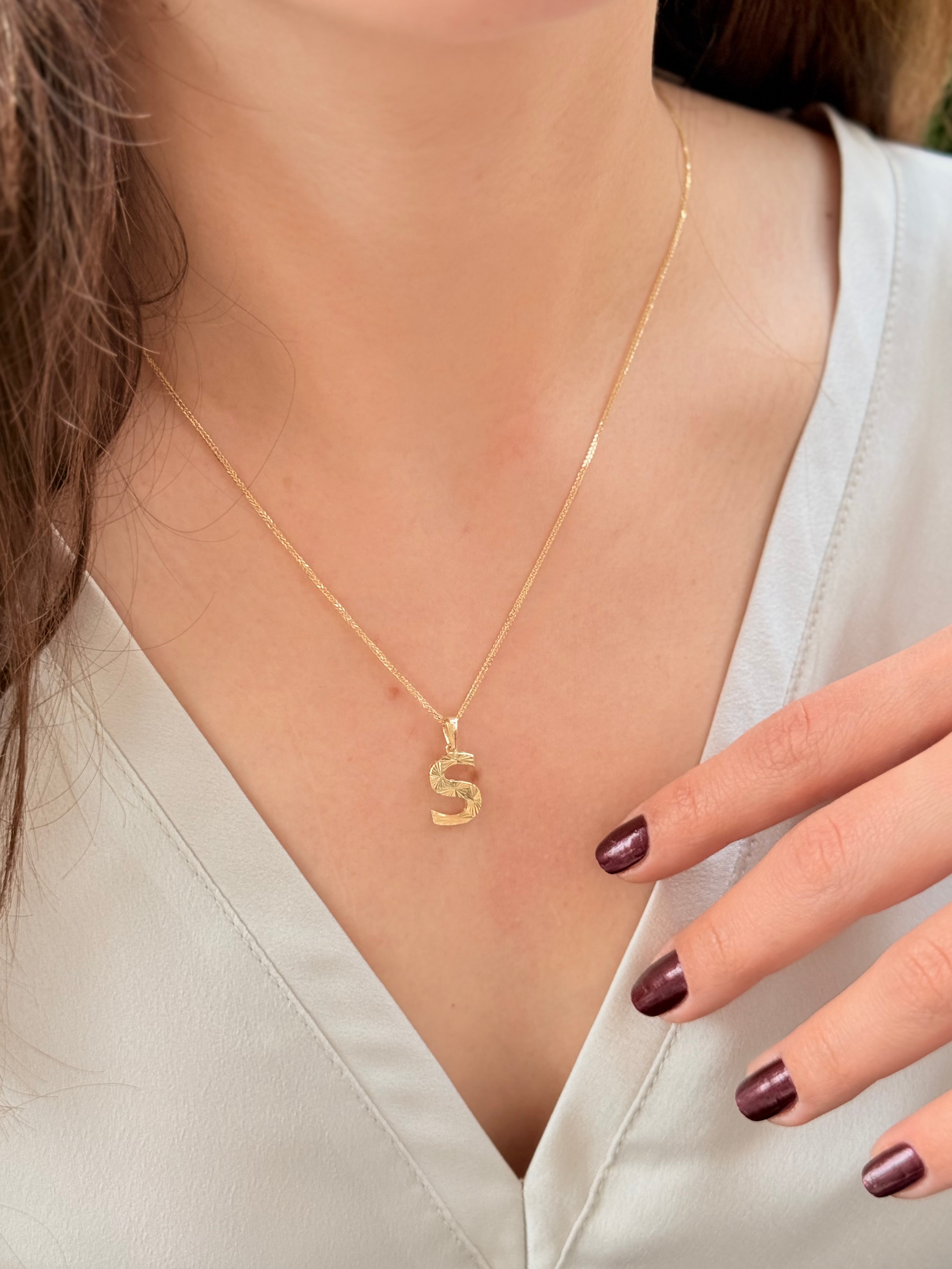 "S" Harf Kalemli Altın Kolye Ucu