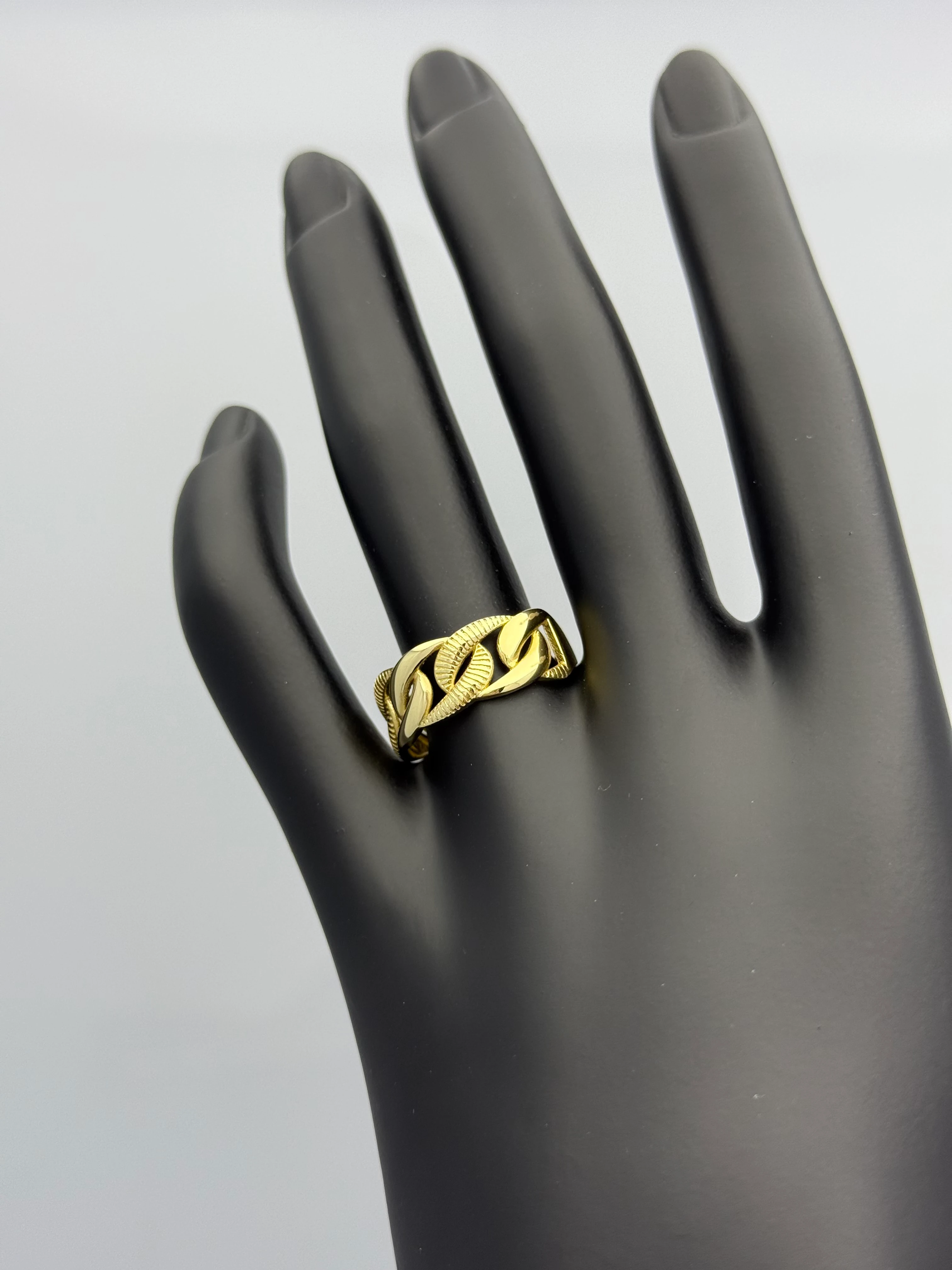 Senna Altın Yüzük