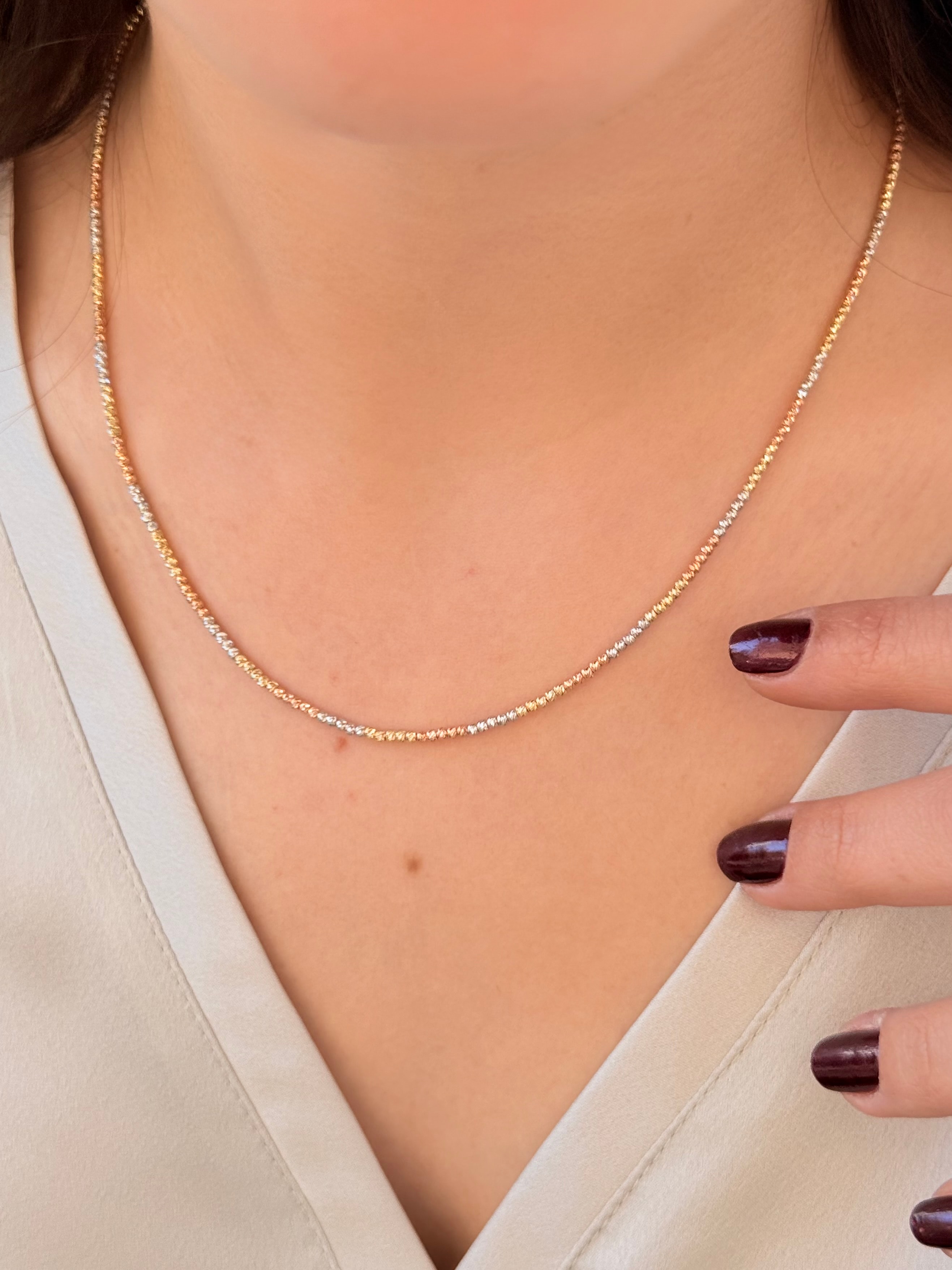 Minimal Dorikalı Altın Kolye