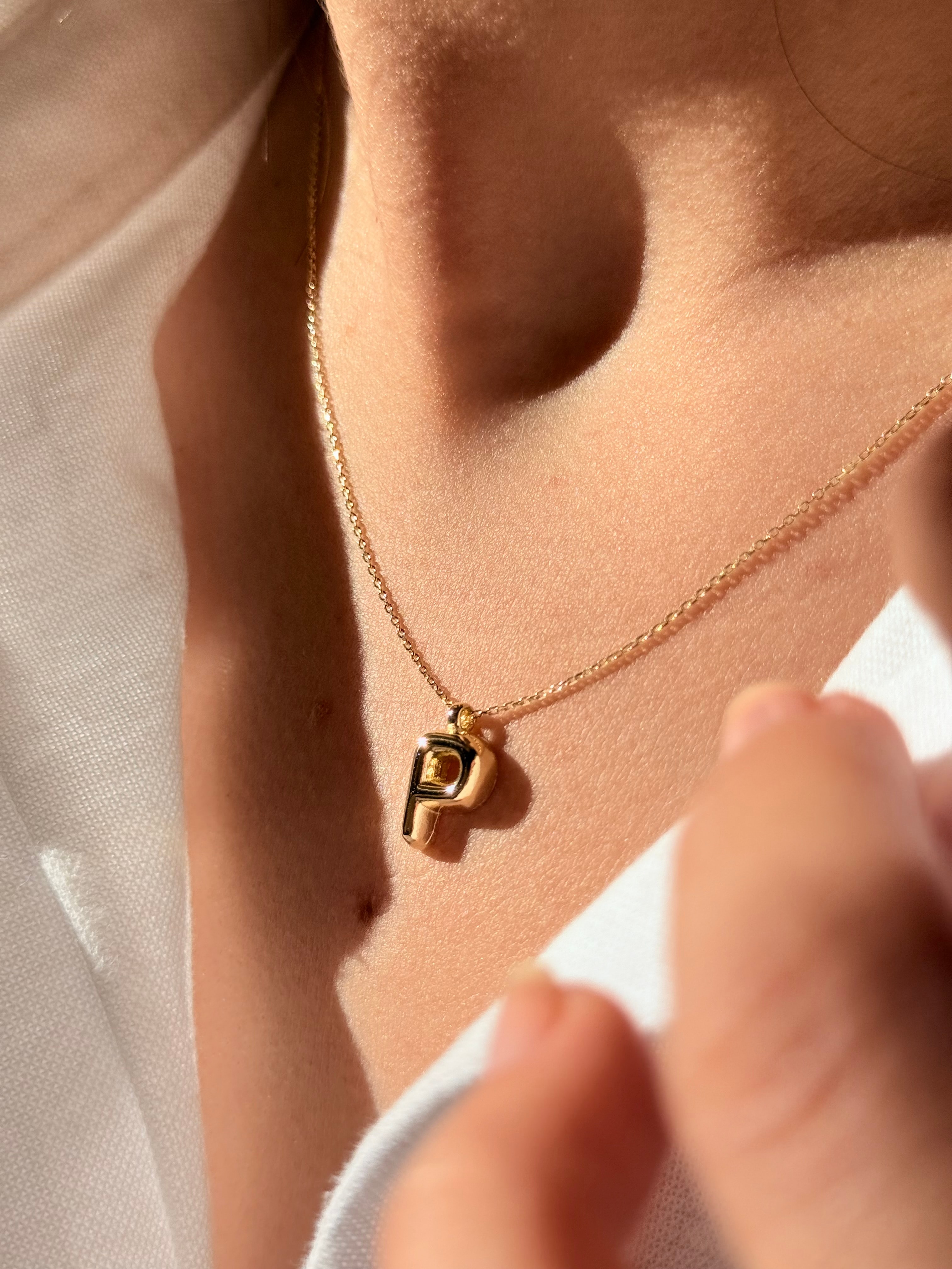 "P" Balon Harf Altın Kolye