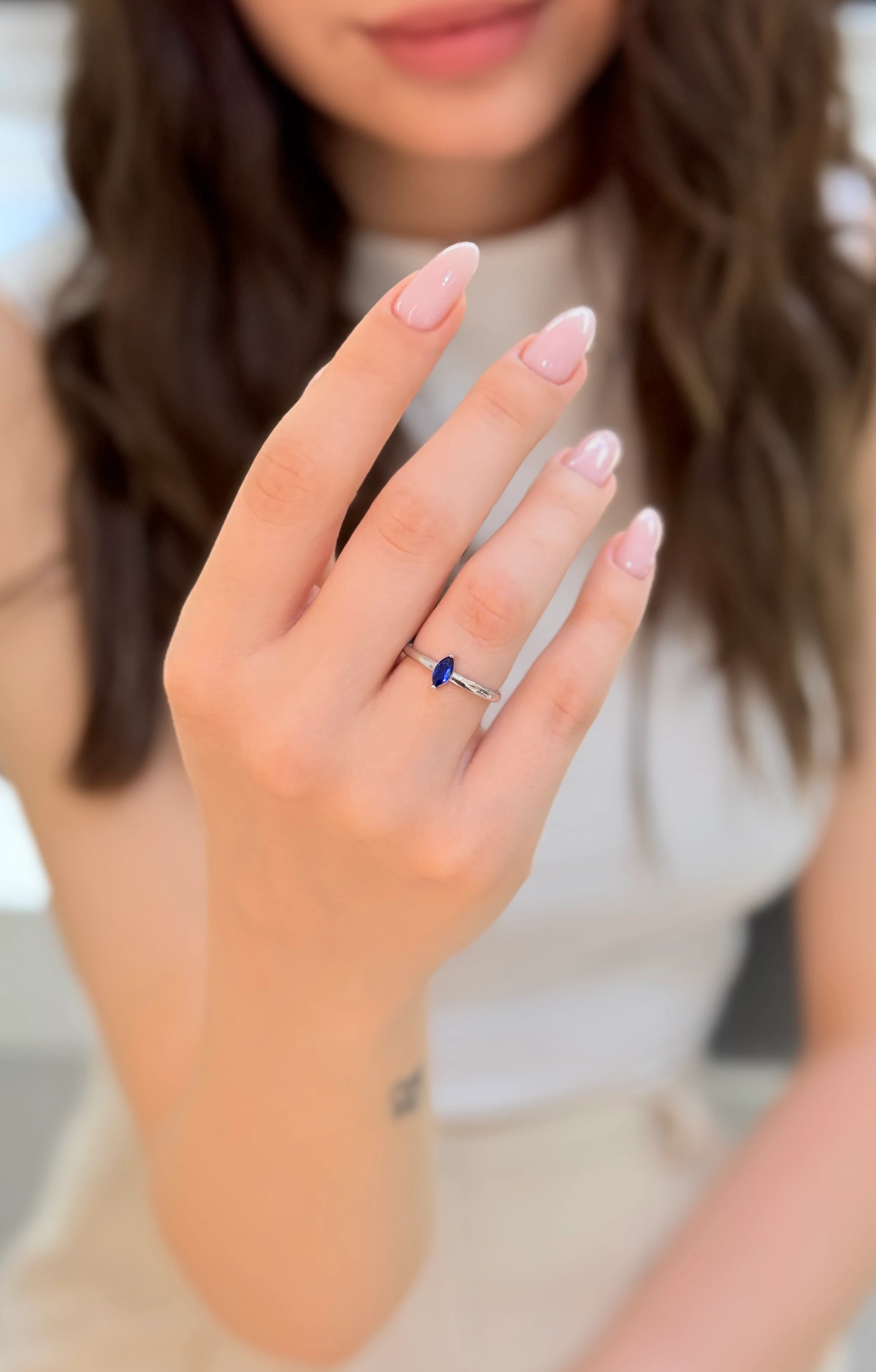 Gaia Beyaz Altın Yüzük - Lacivert