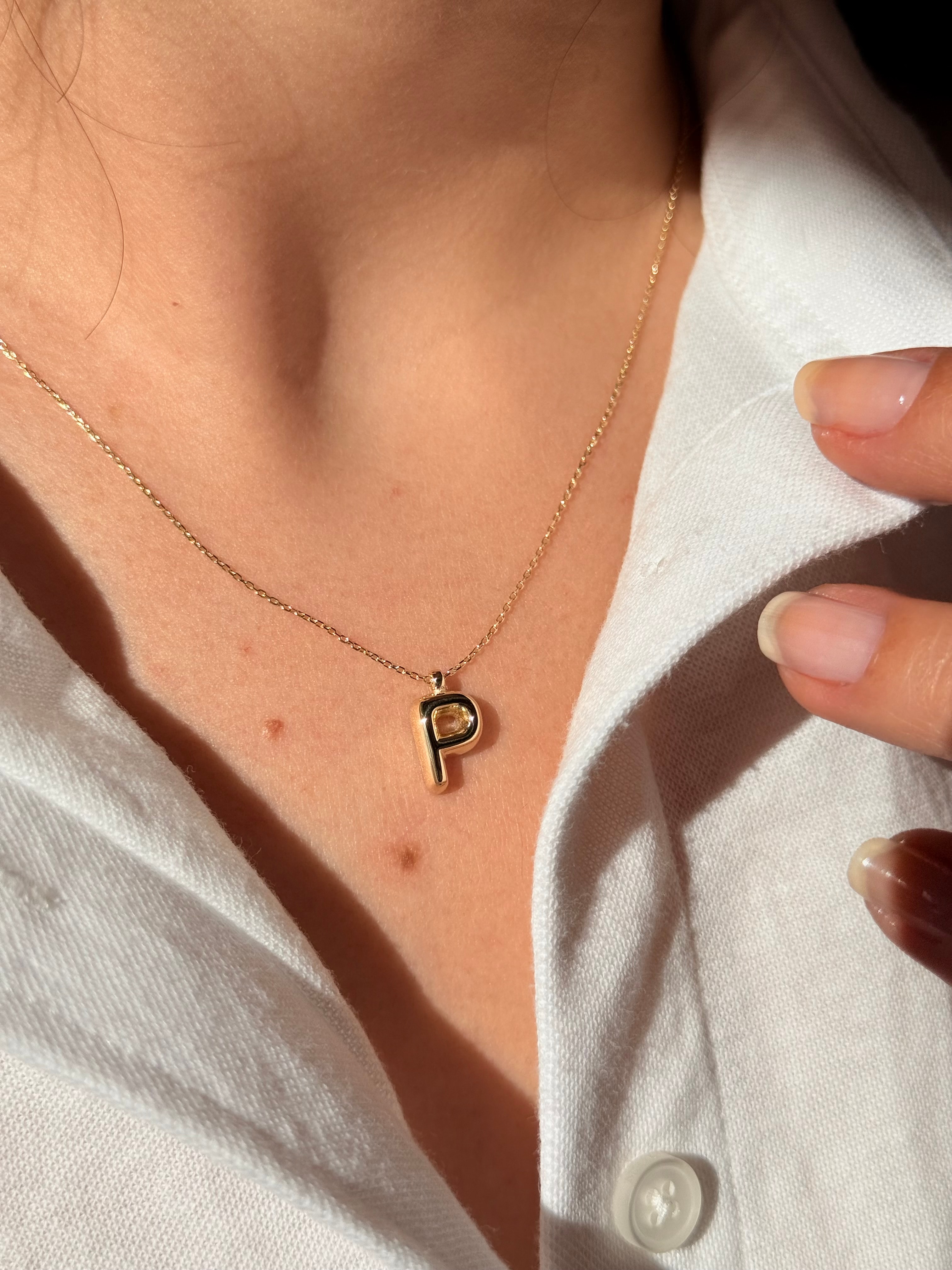 "P" Balon Harf Altın Kolye
