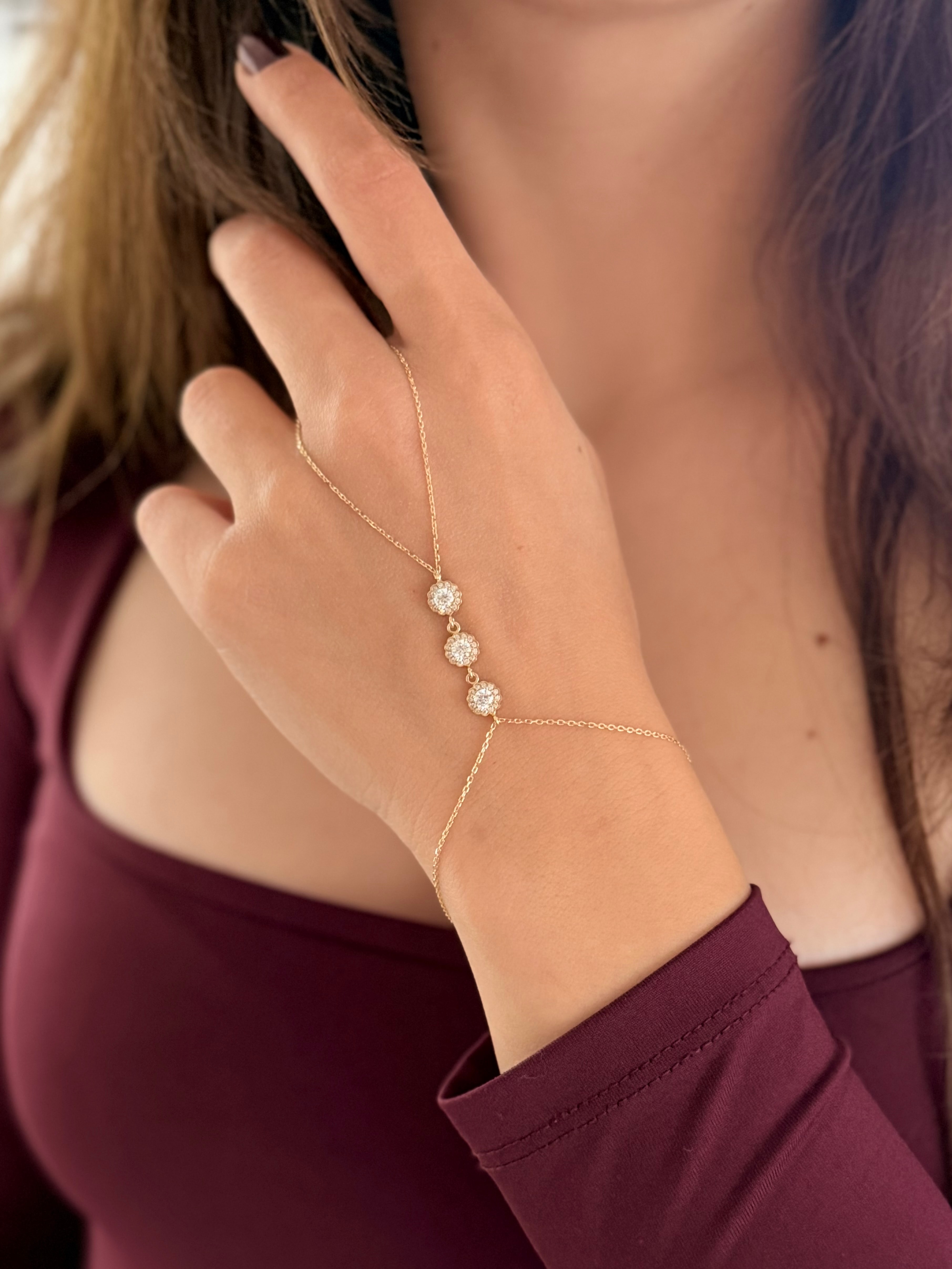 Mine Altın Şahmeran