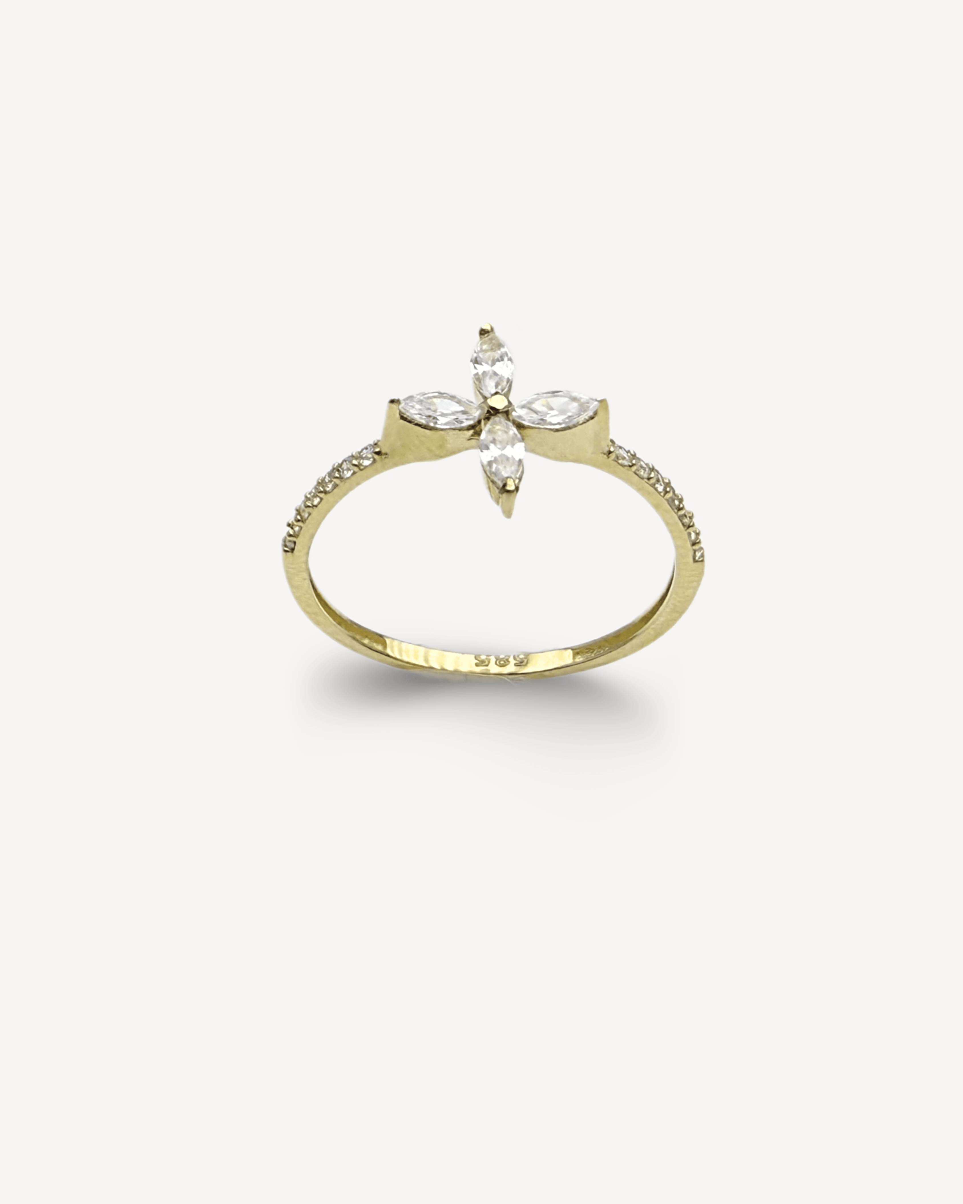 Çiçekli Altın Yüzük