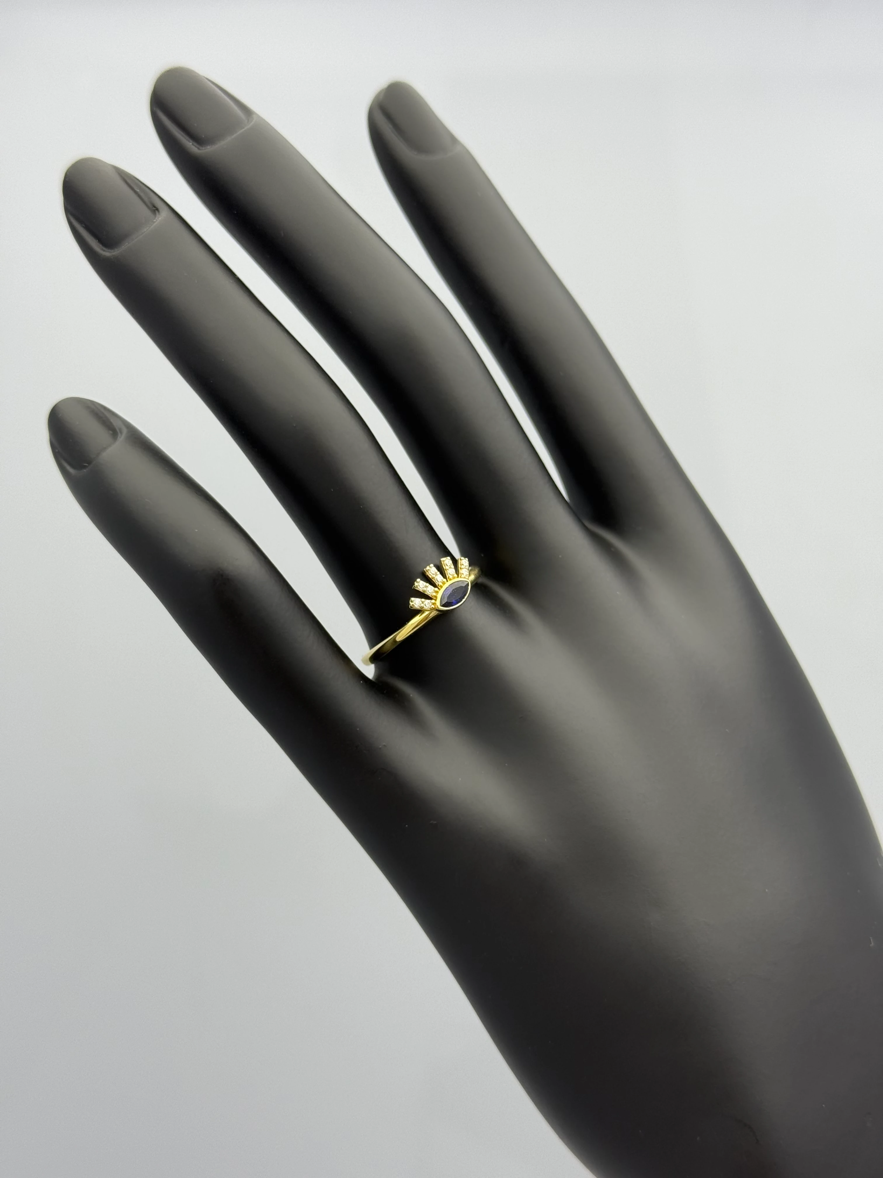 Zara Taşlı Altın Yüzük