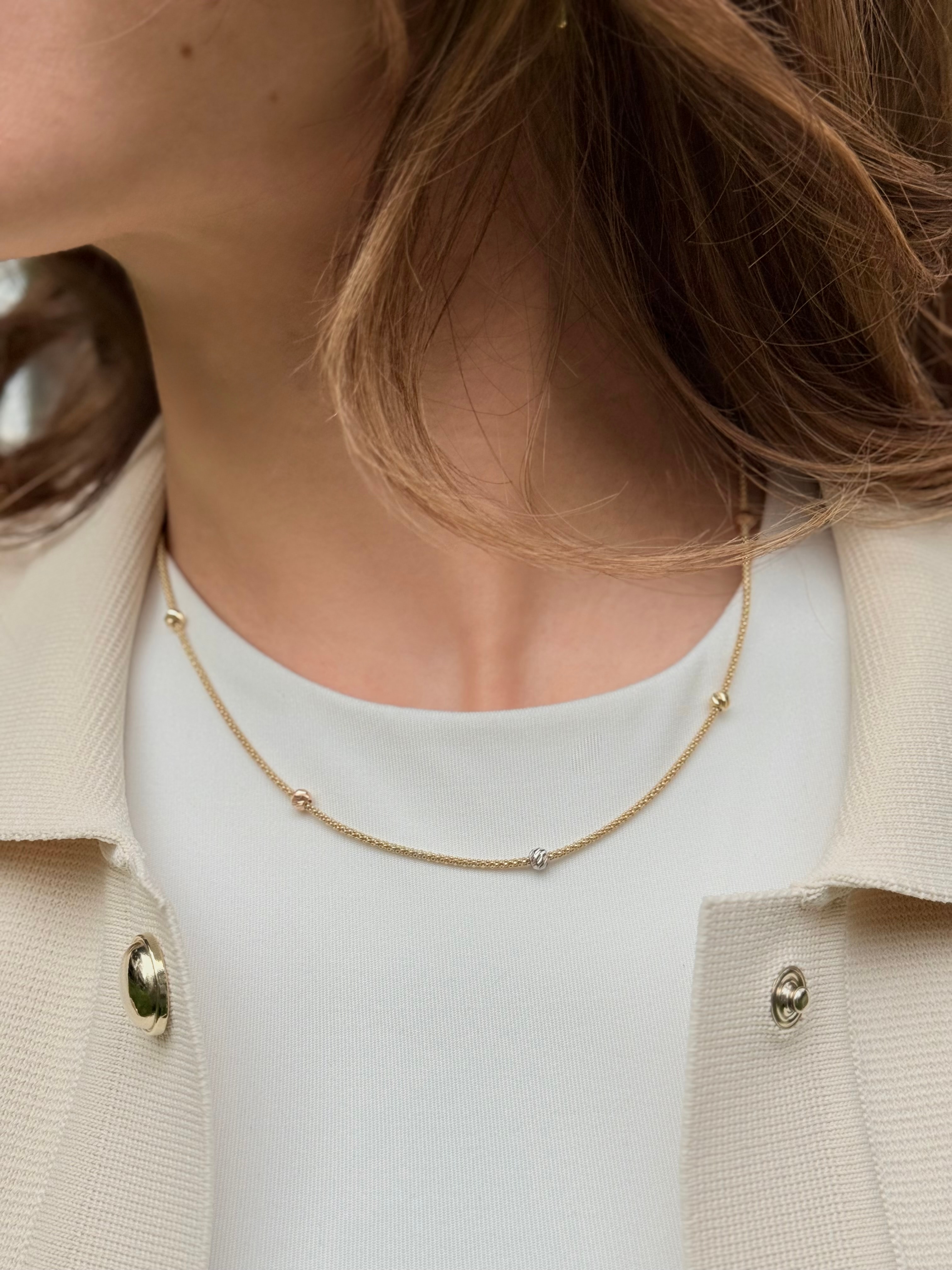 Dorika Çok Renkli Altın Kolye