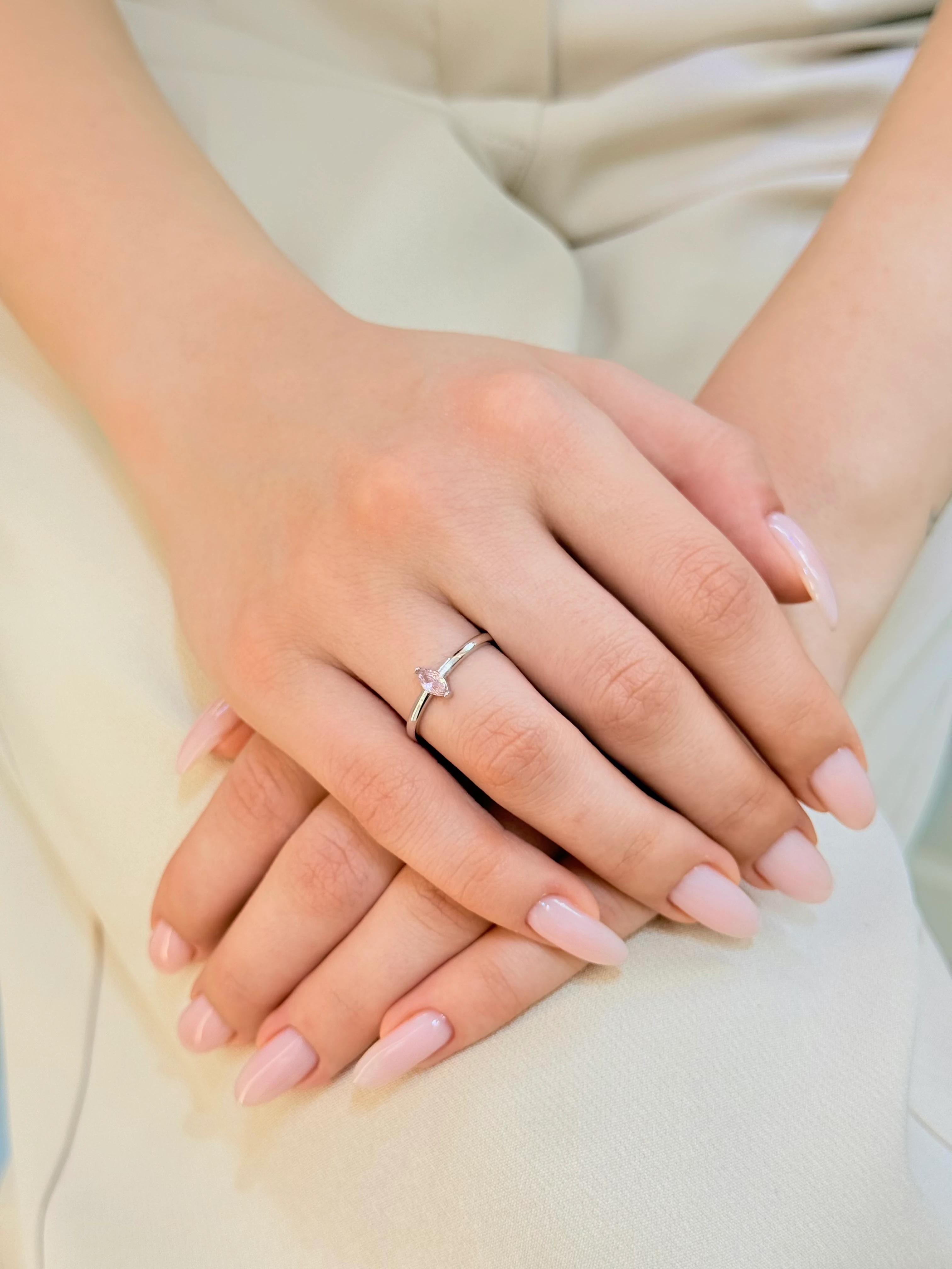 Gaia Beyaz Altın Yüzük - Toz Pembe