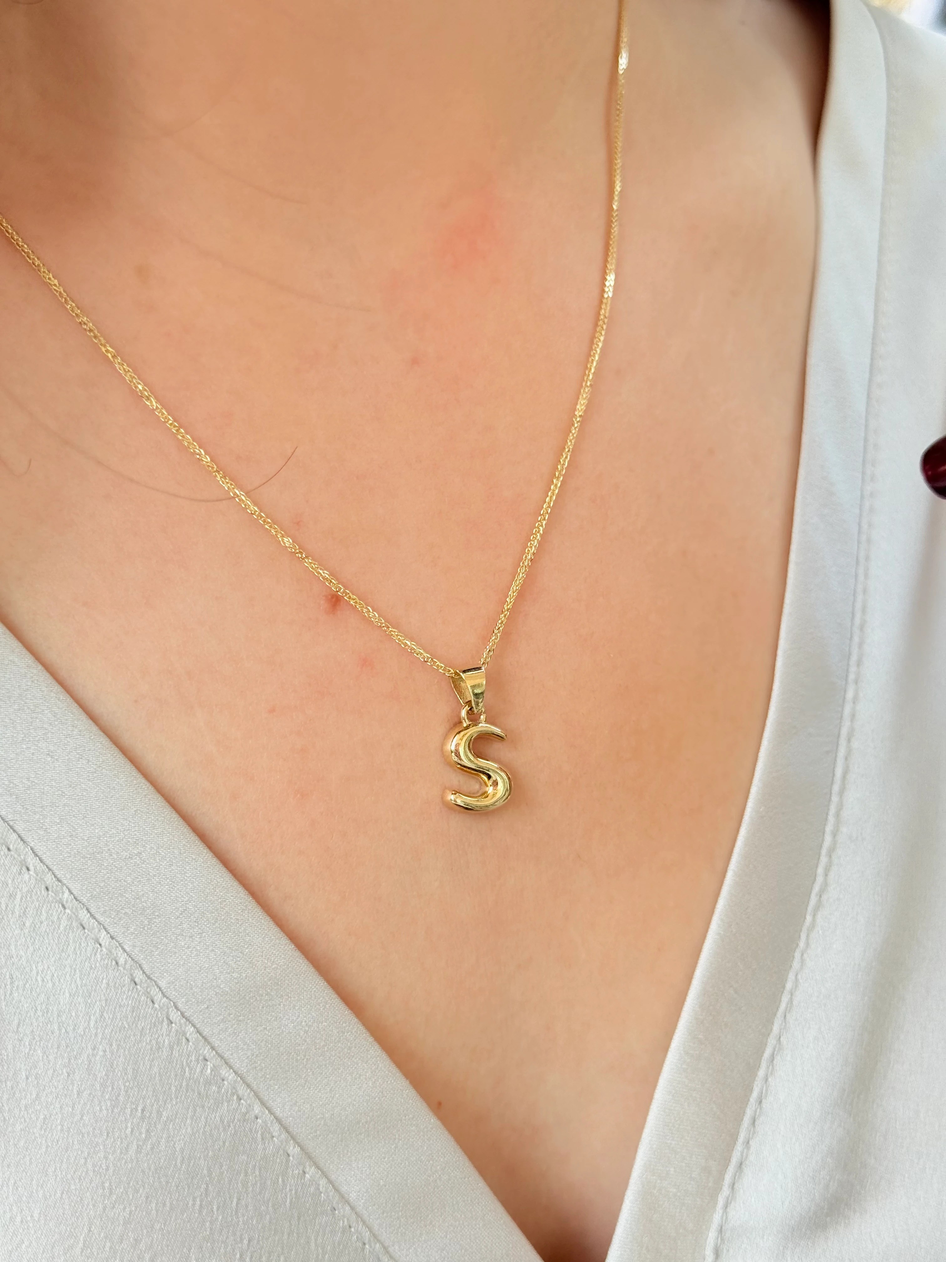 "S" Balon Harf Altın Kolye Ucu